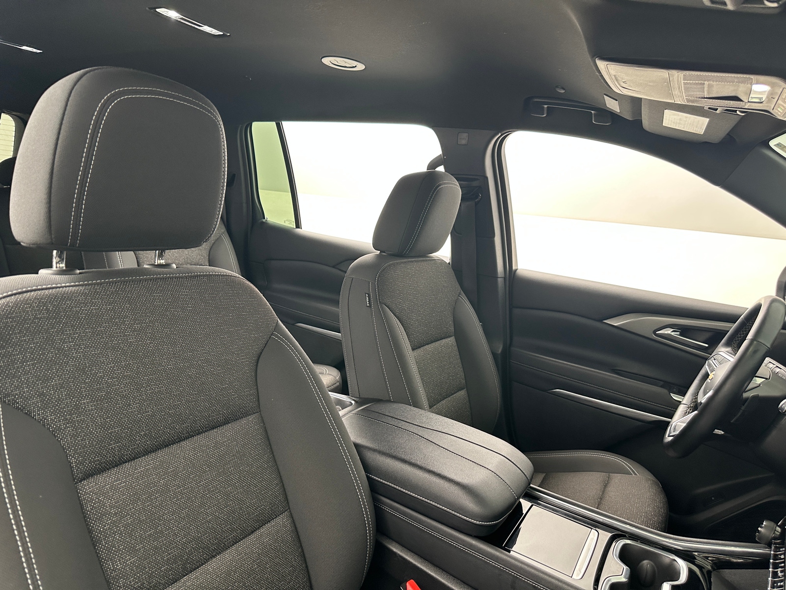 Thumbnail: 2024 Chevrolet Traverse - 2