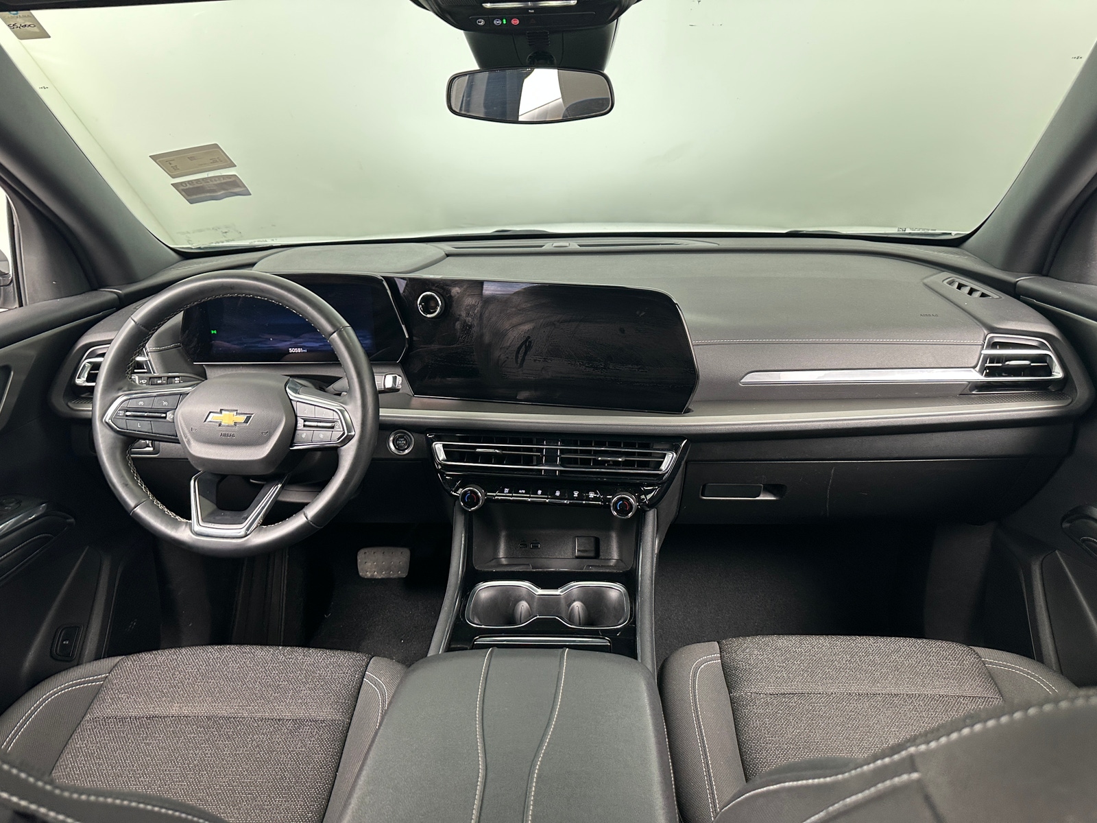 Thumbnail: 2024 Chevrolet Traverse - 3