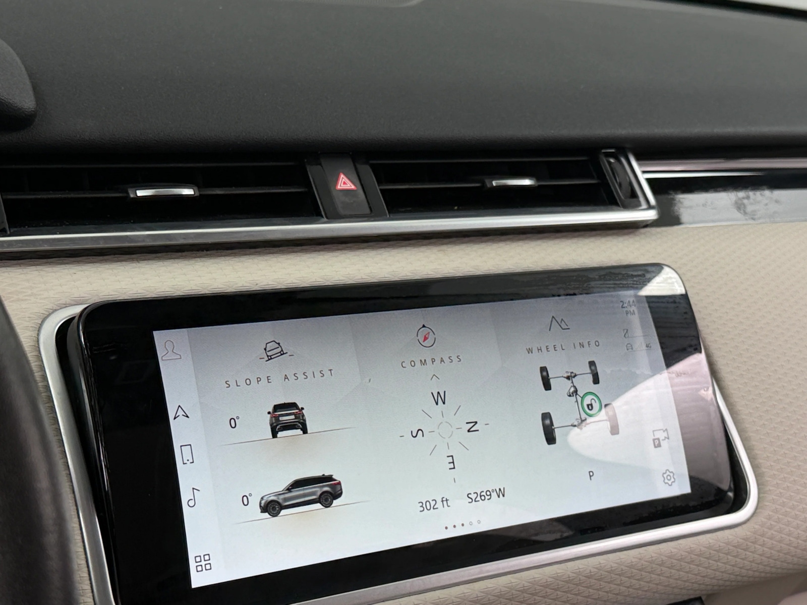 Thumbnail: 2023 Land Rover Range Rover Velar - 3
