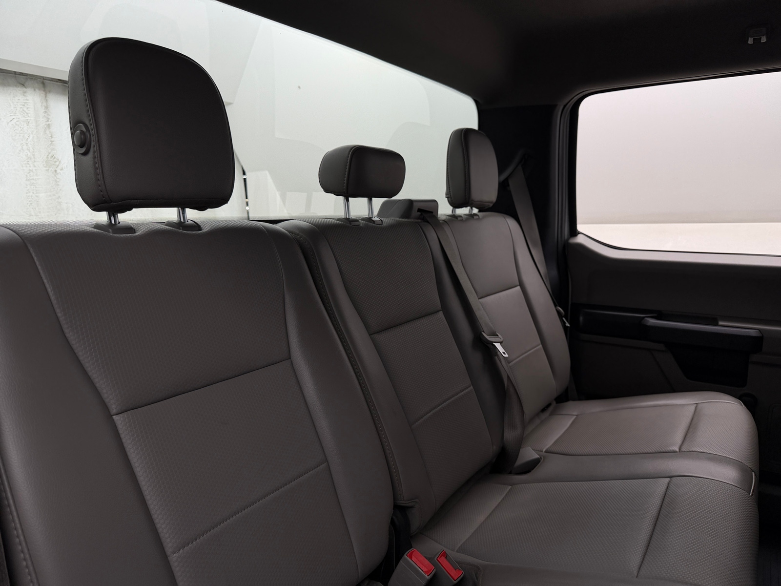 Thumbnail: 2019 Ford Econoline - 6