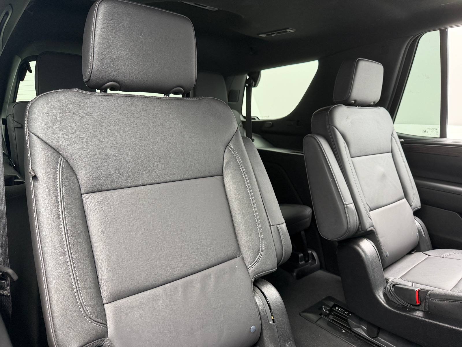 Thumbnail: 2023 Chevrolet Tahoe - 5
