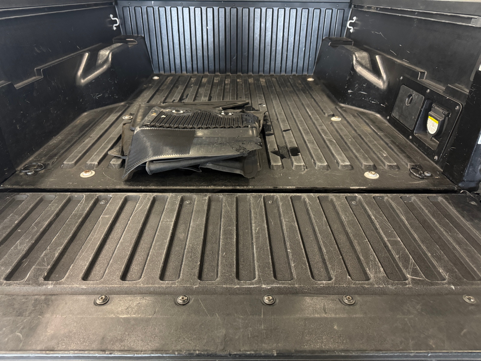 Thumbnail: 2021 Toyota Tacoma - 7