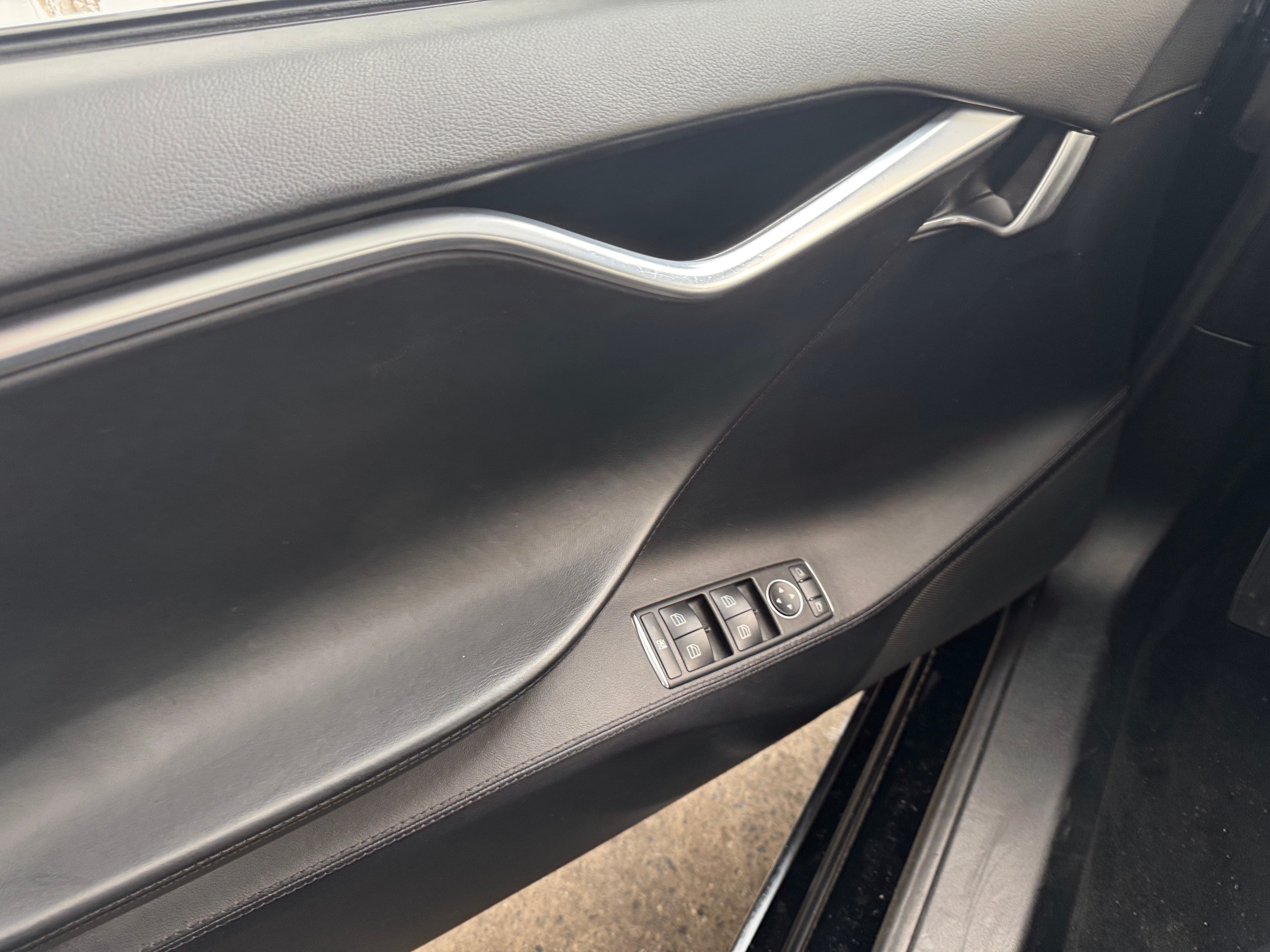 Used 2012 Tesla Model S S with VIN 5YJSA1CP7CFP02326 for sale in Oak Creek, WI