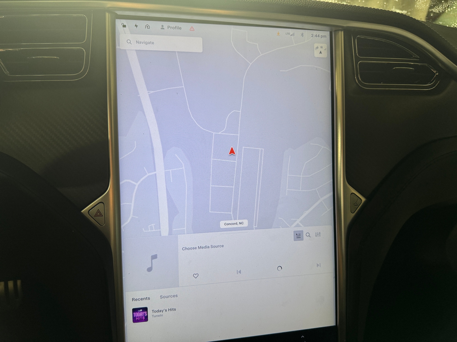 Thumbnail: 2012 Tesla Model S - 3