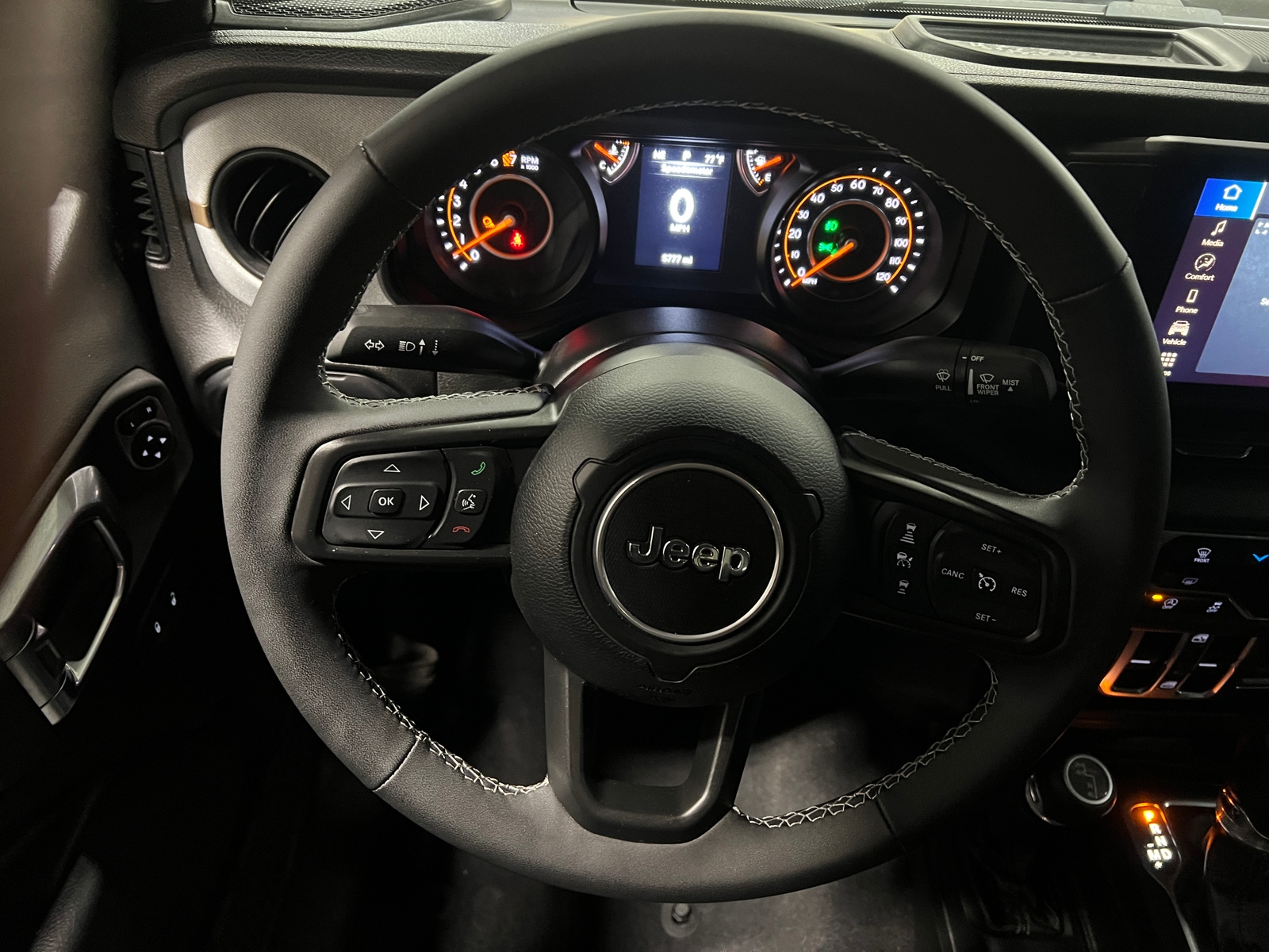 Thumbnail: 2025 Jeep Gladiator - 5
