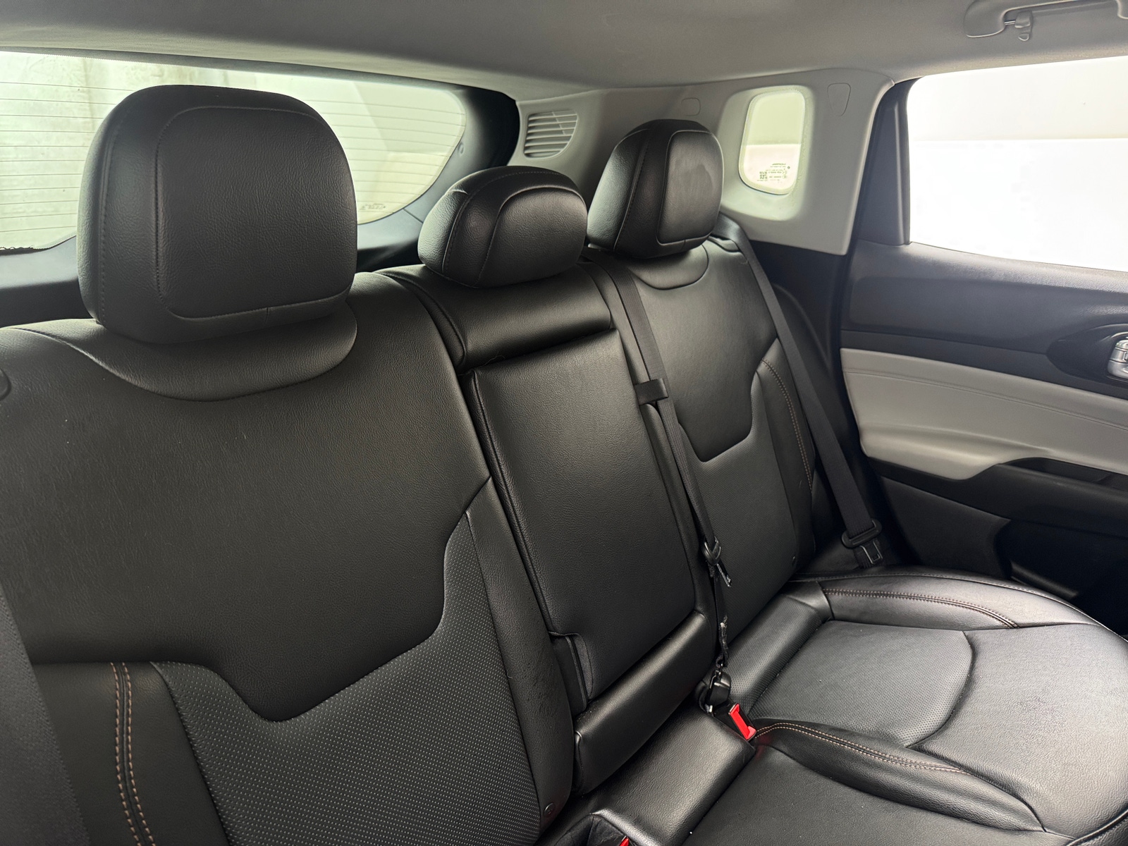 Thumbnail: 2022 Jeep Compass - 6