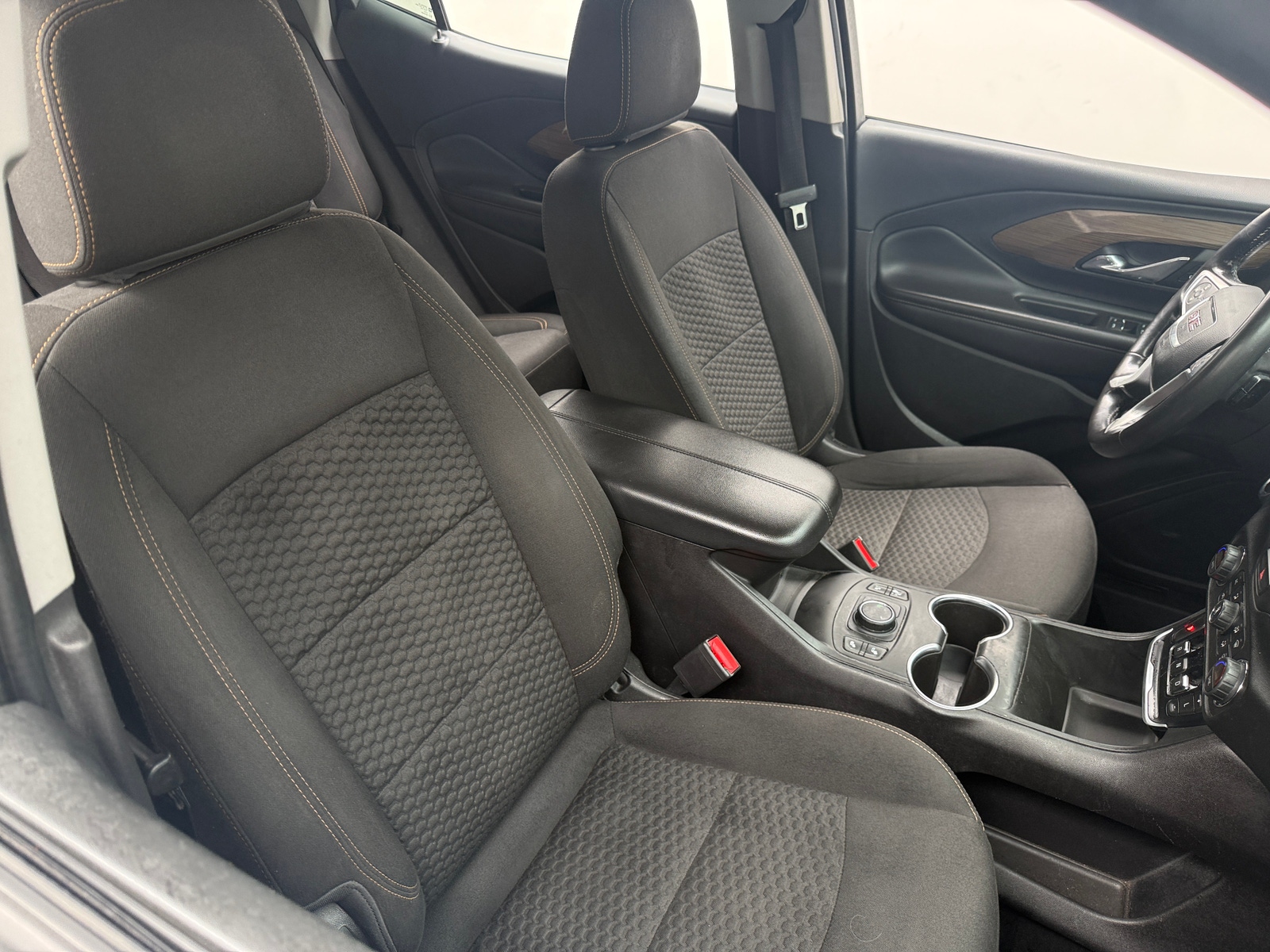 Thumbnail: 2018 GMC Terrain - 2