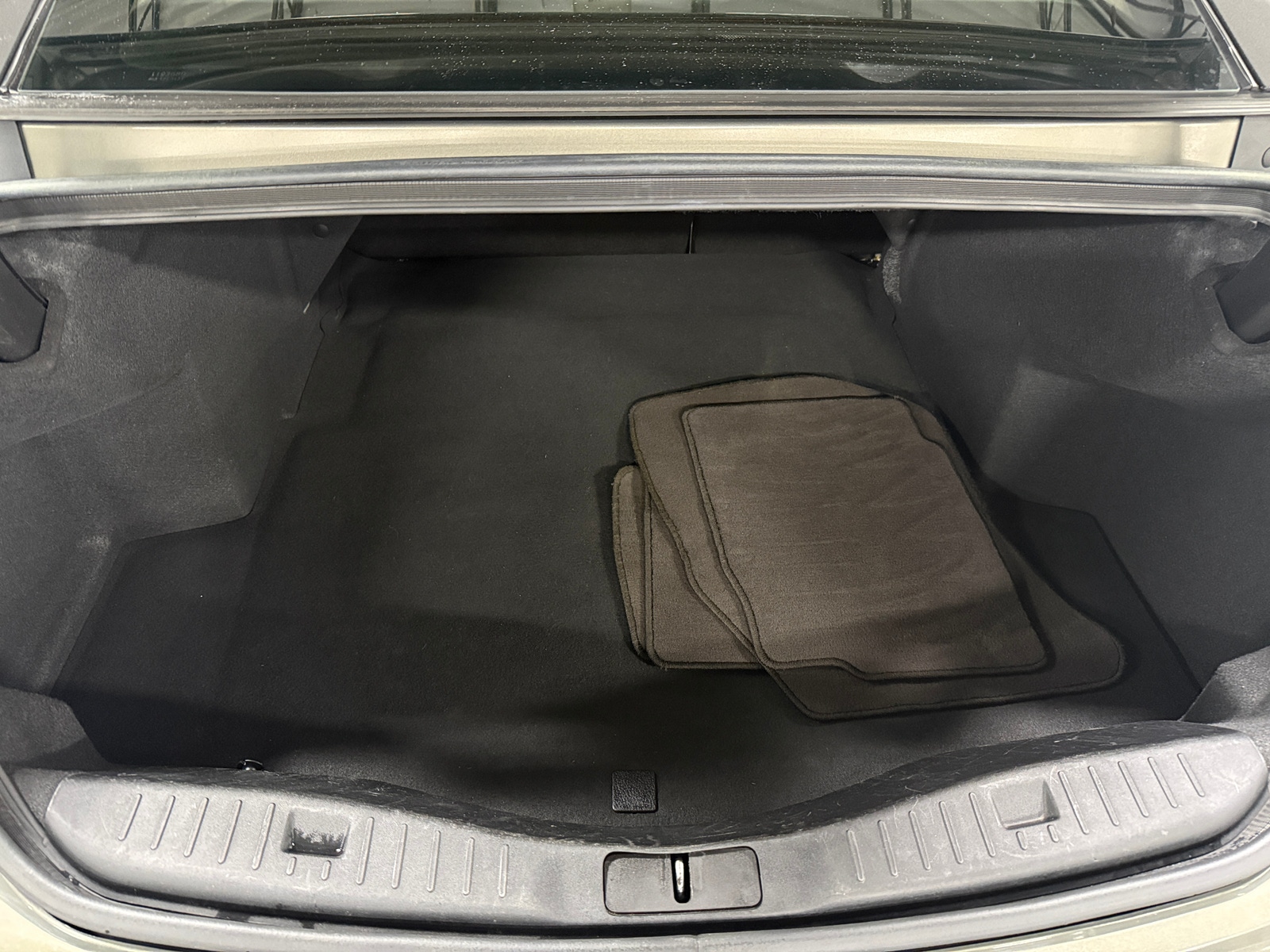 Thumbnail: 2017 Lincoln MKZ - 6