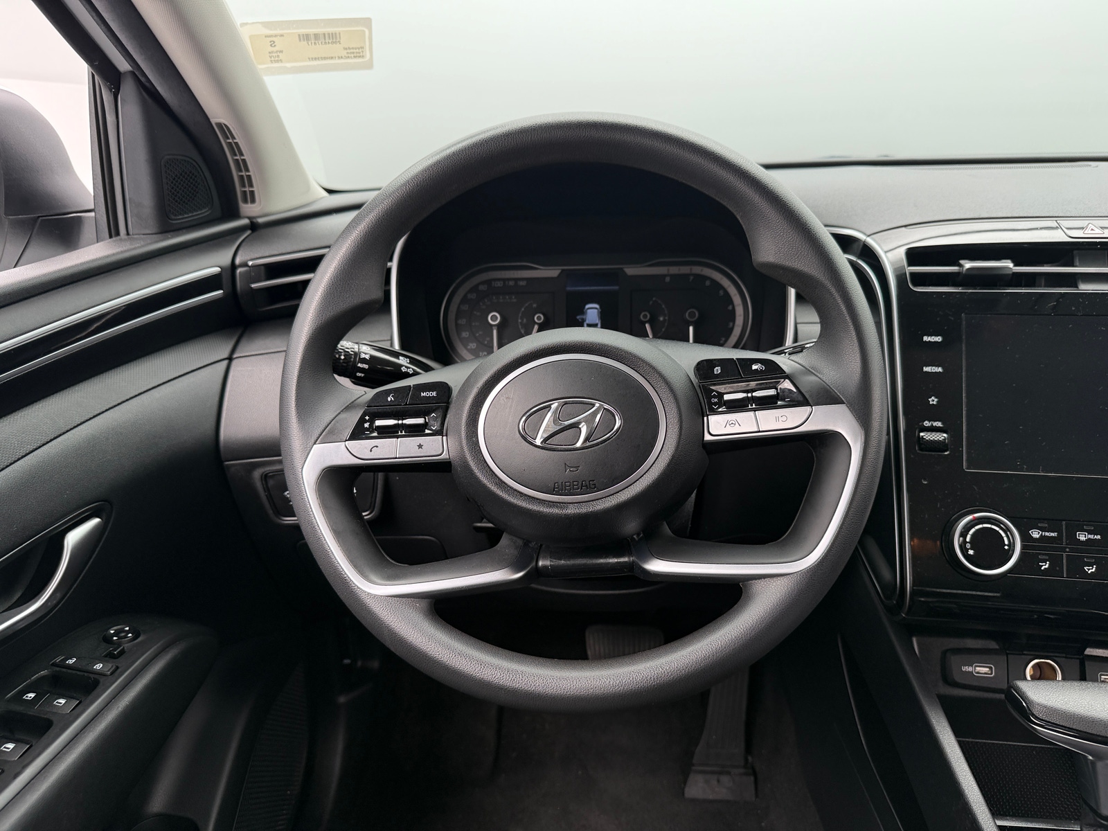 Thumbnail: 2022 Hyundai Tucson - 5