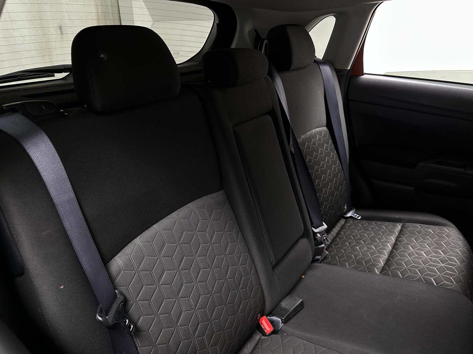 Thumbnail: 2020 Mitsubishi Outlander Sport - 6