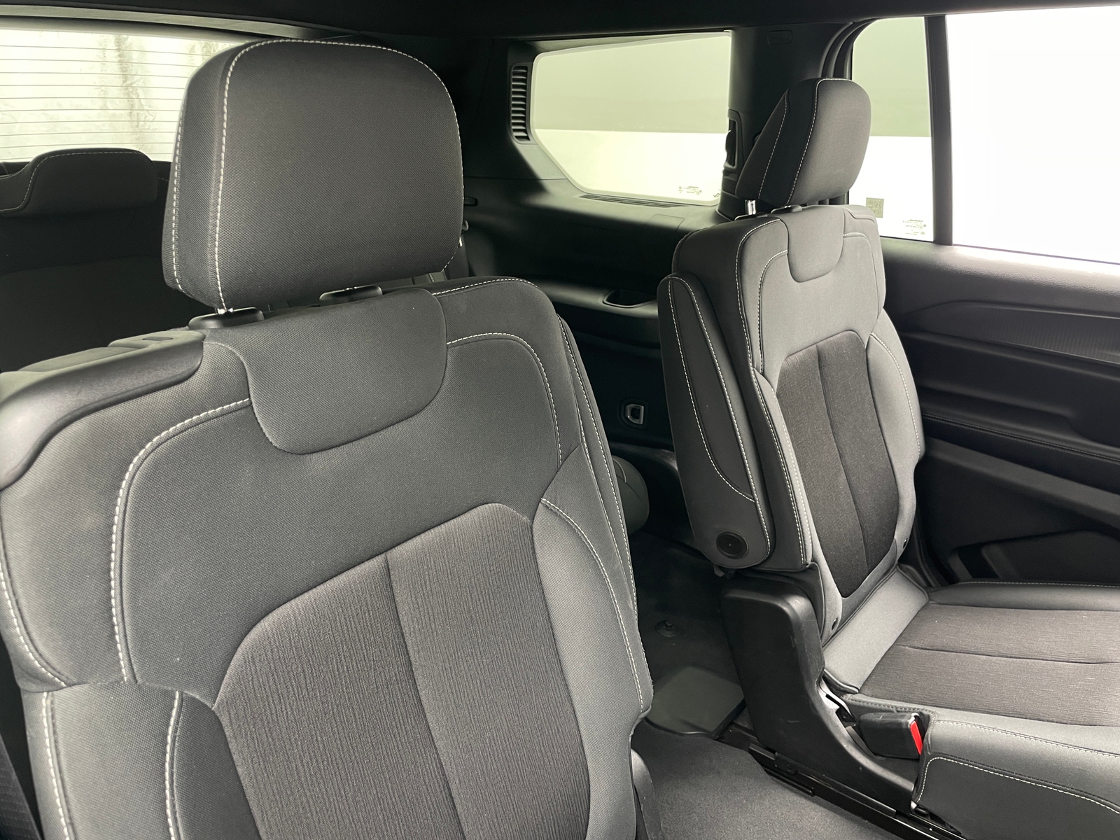 Thumbnail: 2024 Jeep Grand Cherokee L - 6