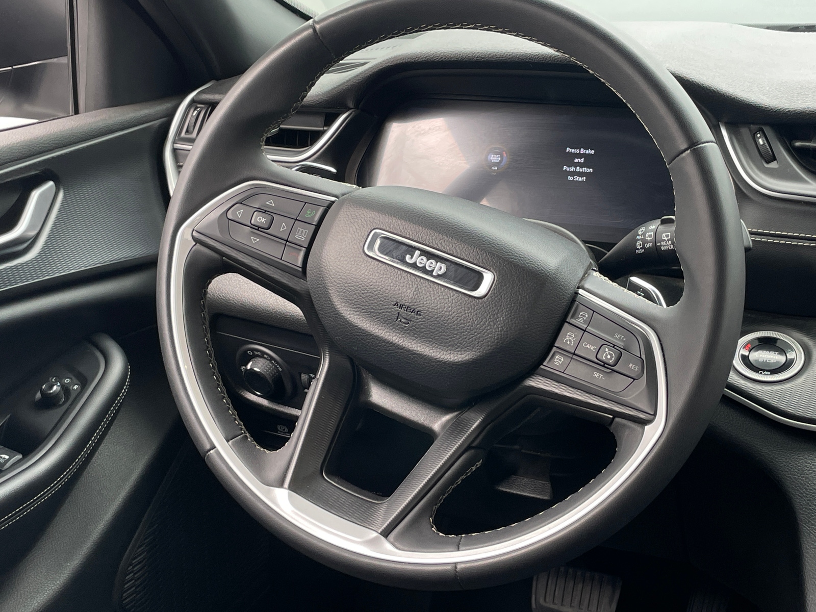 Thumbnail: 2024 Jeep Grand Cherokee L - 5