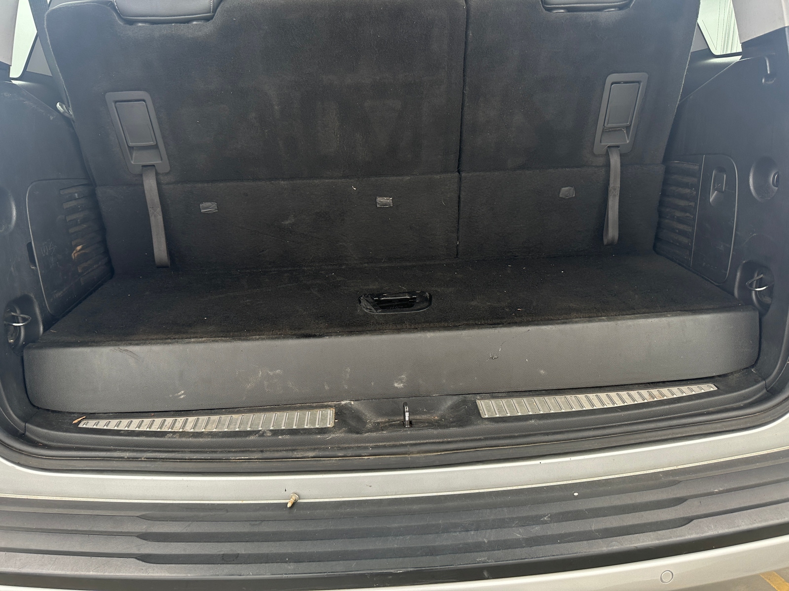 Thumbnail: 2019 Chevrolet Tahoe - 6