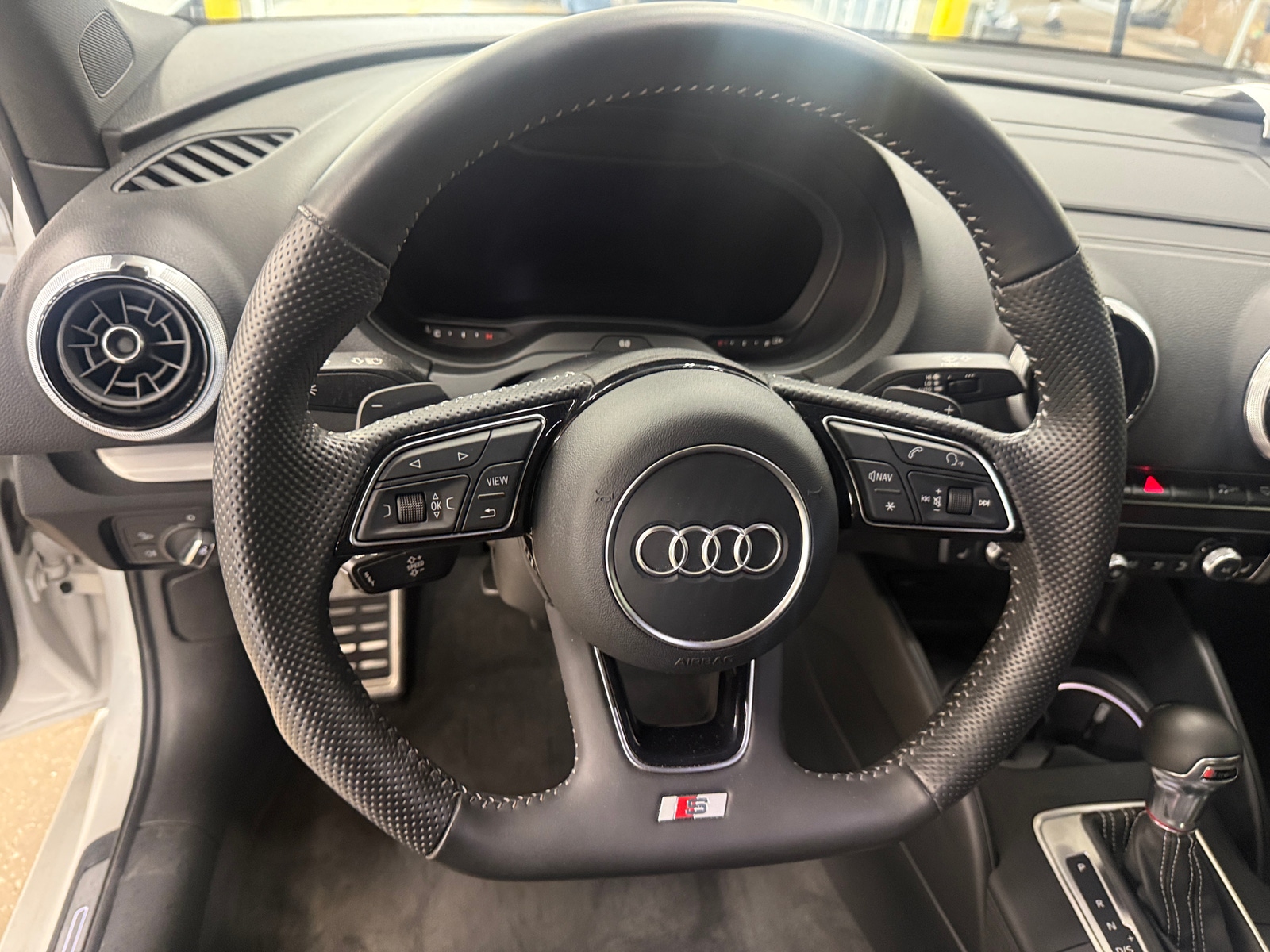 Thumbnail: 2018 Audi S3 - 4