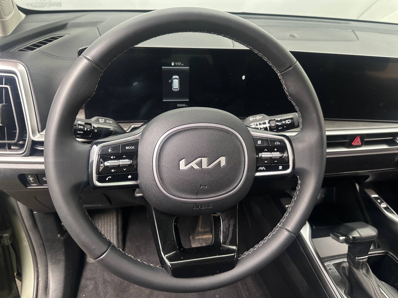 Thumbnail: 2024 Kia Sorento - 4