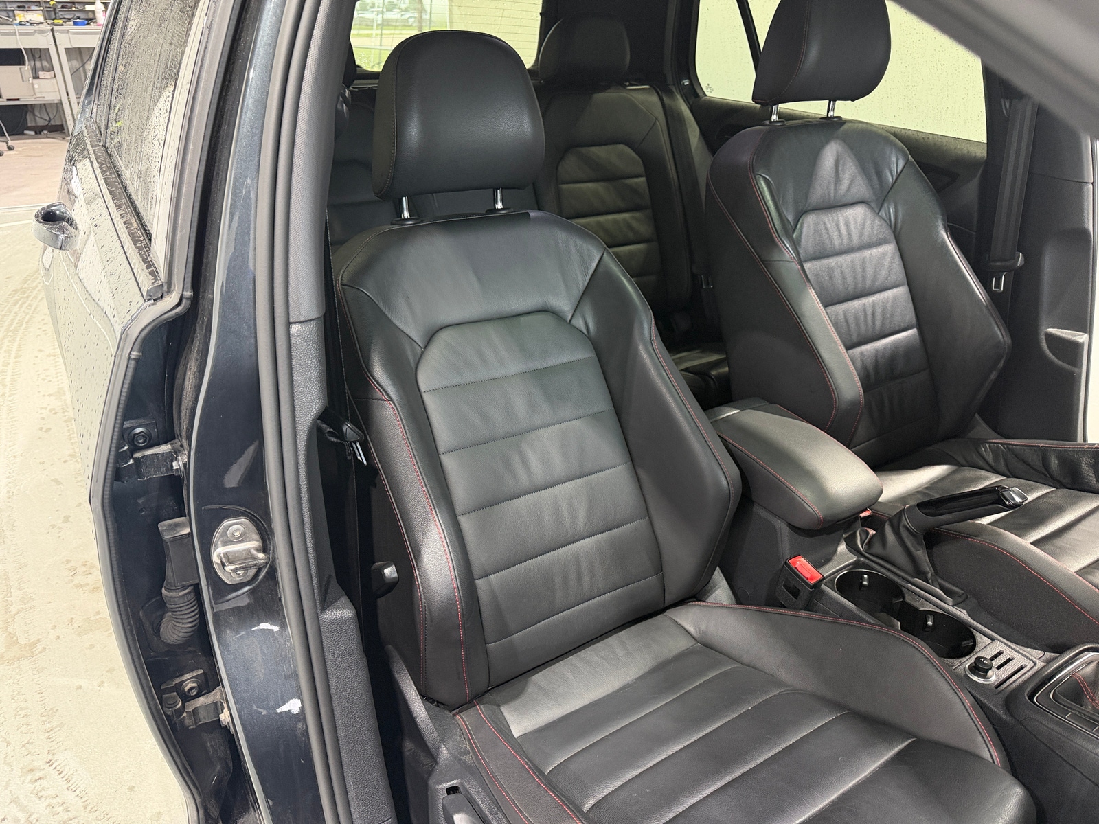 Thumbnail: 2015 Volkswagen Golf - 2