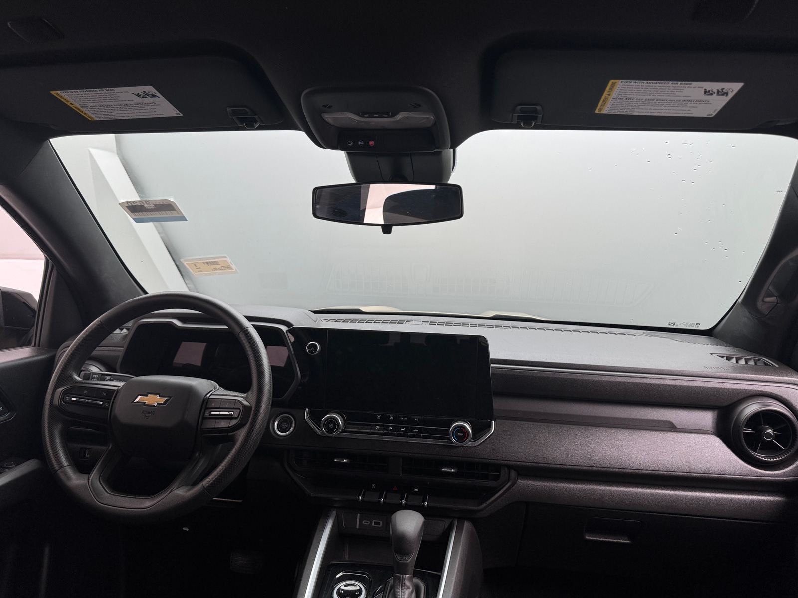 Thumbnail: 2024 Chevrolet Colorado - 3