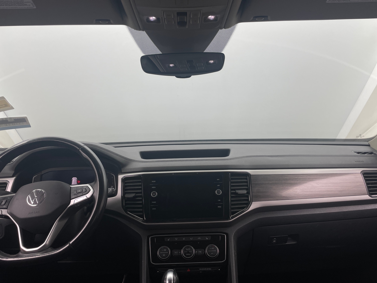 Thumbnail: 2021 Volkswagen Atlas - 2