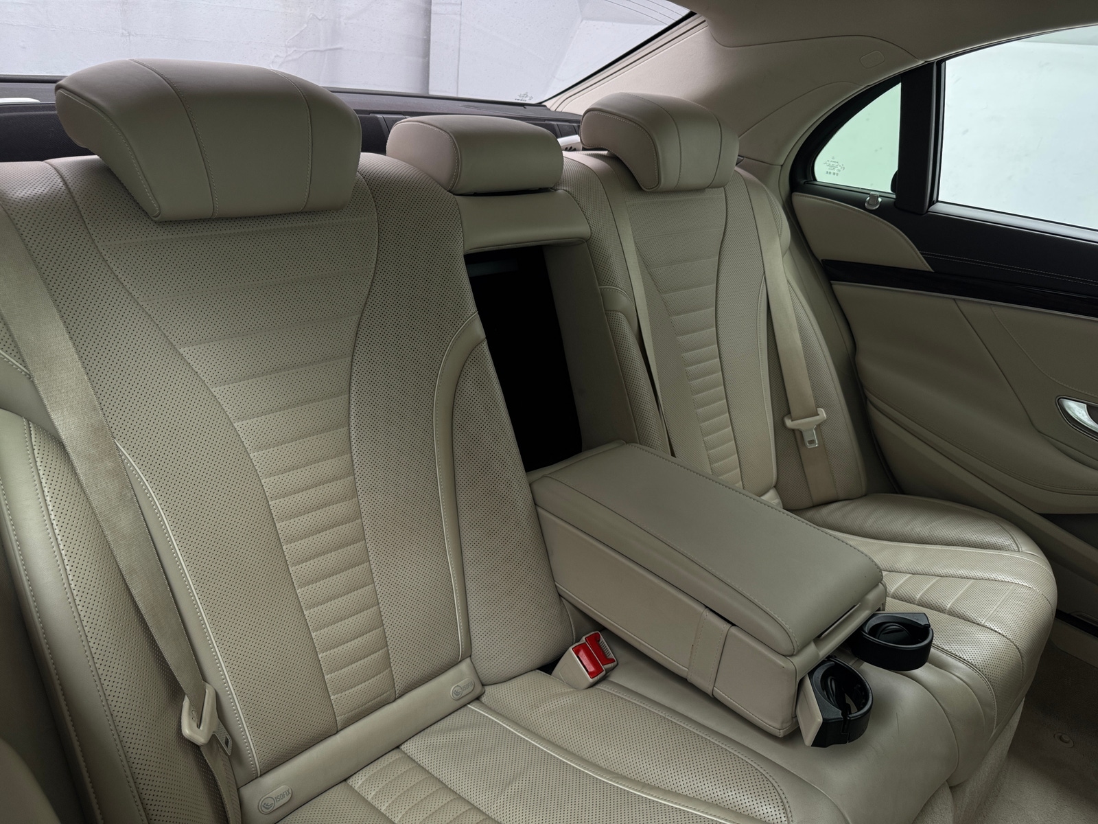 Thumbnail: 2018 Mercedes-Benz S-Class - 5