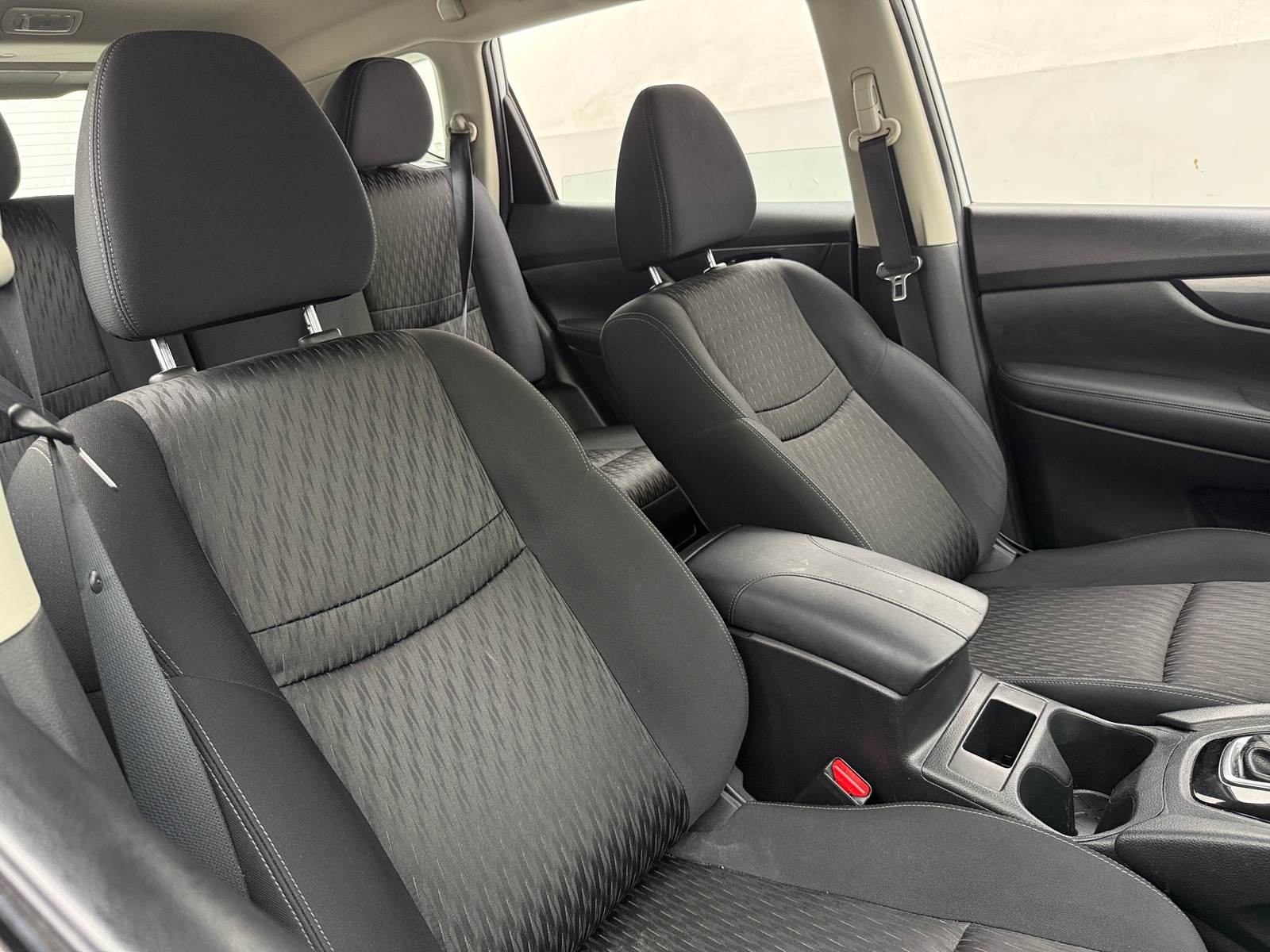 Thumbnail: 2017 Nissan Rogue - 2