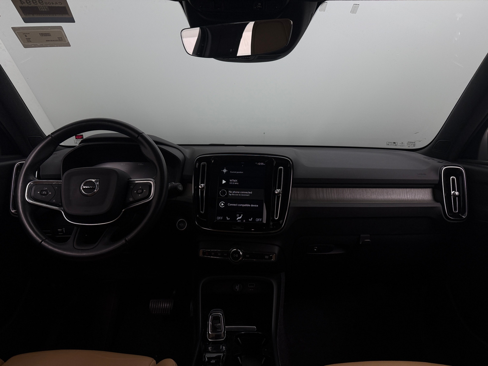 Thumbnail: 2019 Volvo XC40 - 2