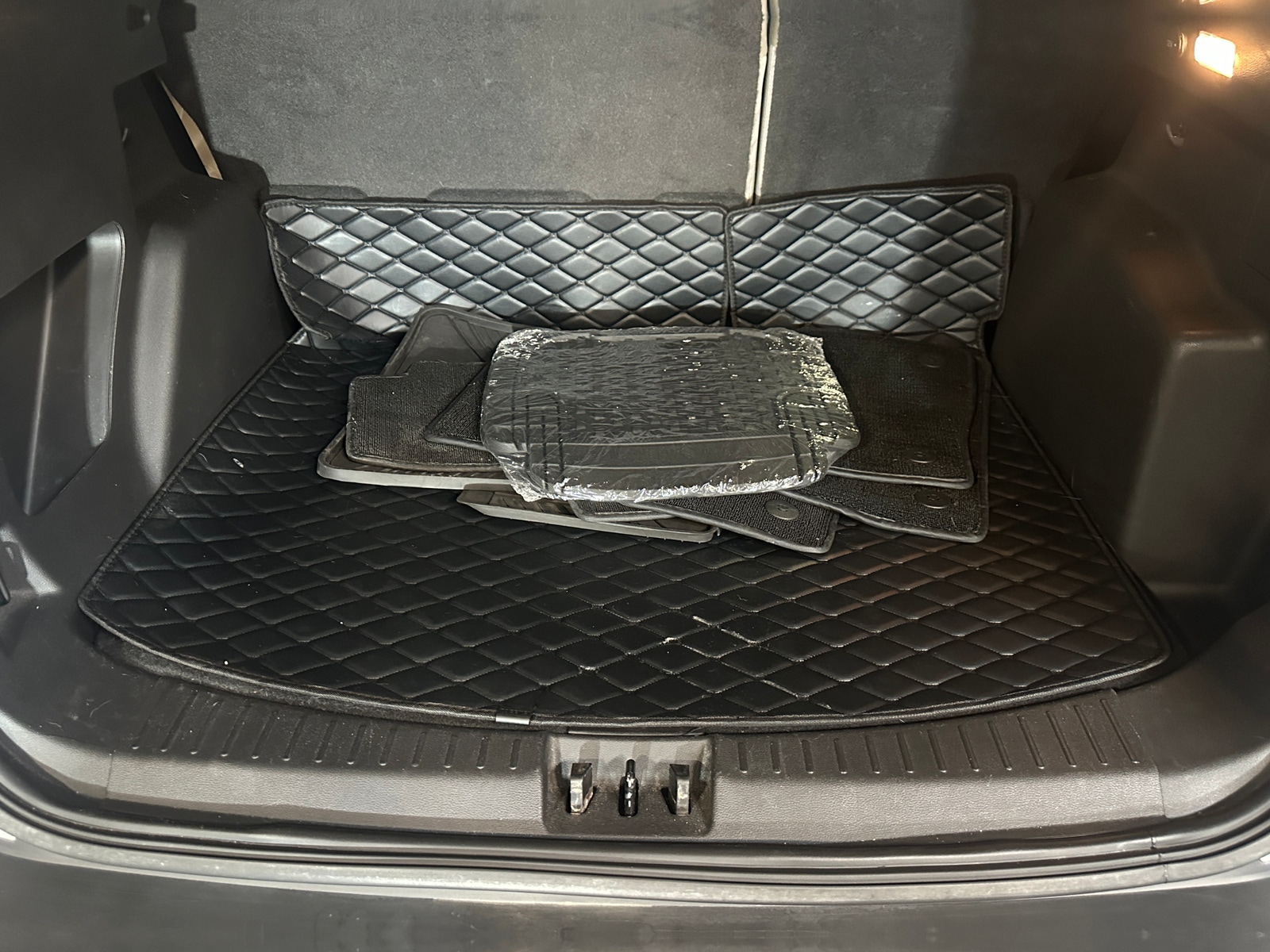 Thumbnail: 2019 Ford Escape - 7