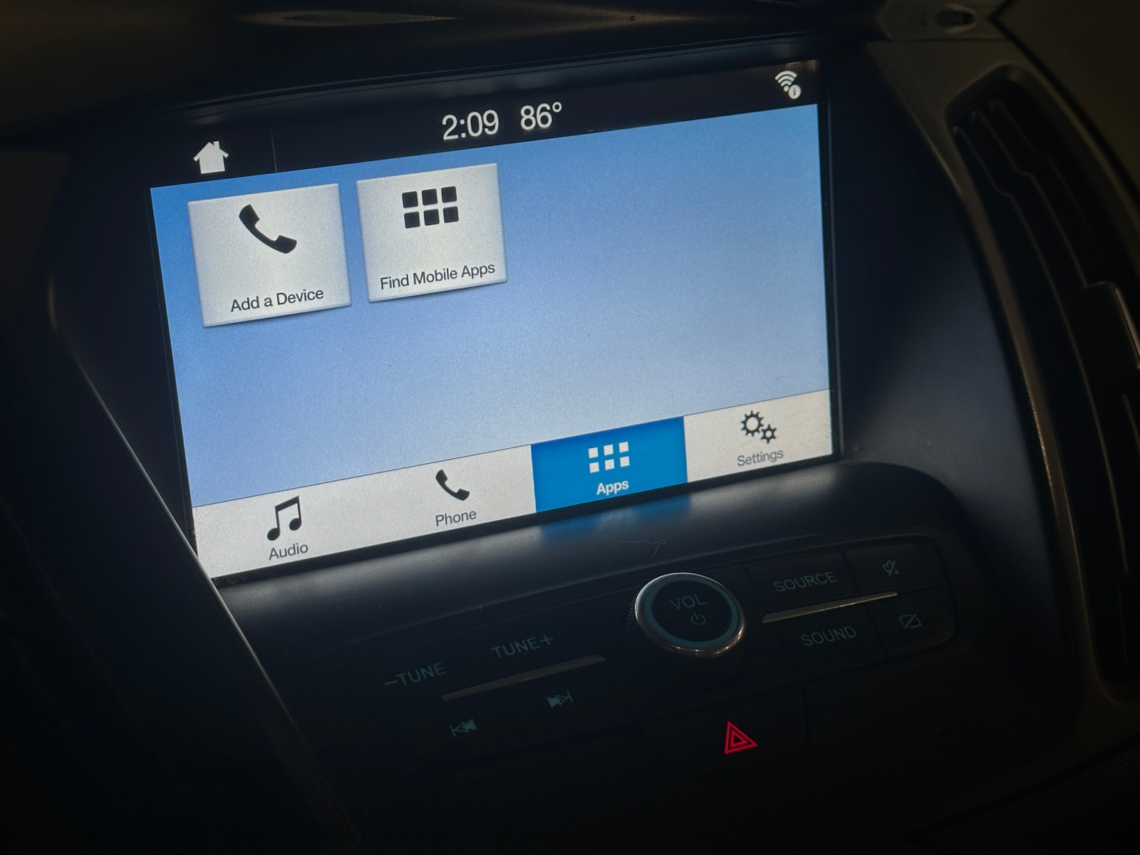 Thumbnail: 2019 Ford Escape - 4