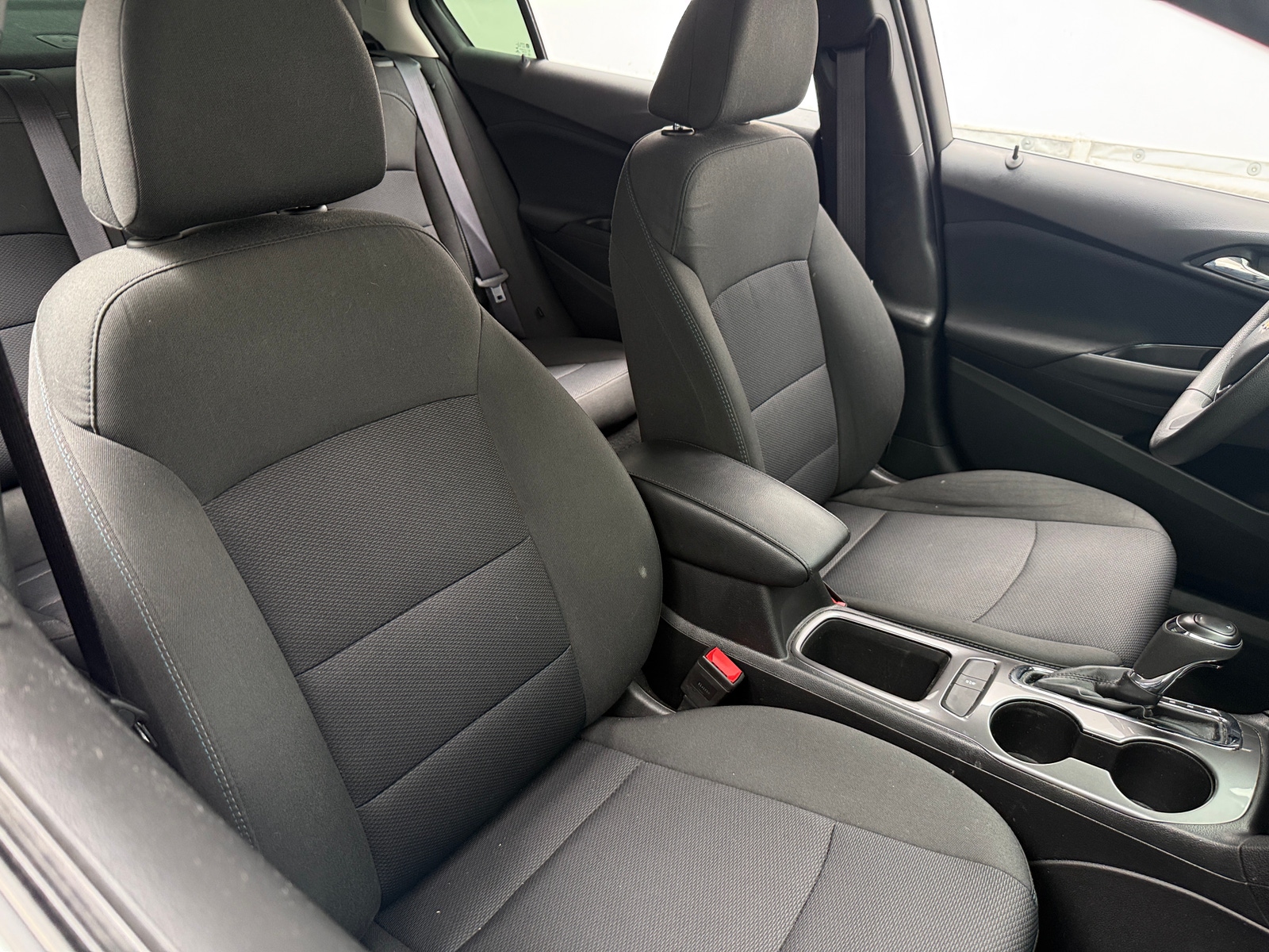 Thumbnail: 2016 Chevrolet Cruze - 2