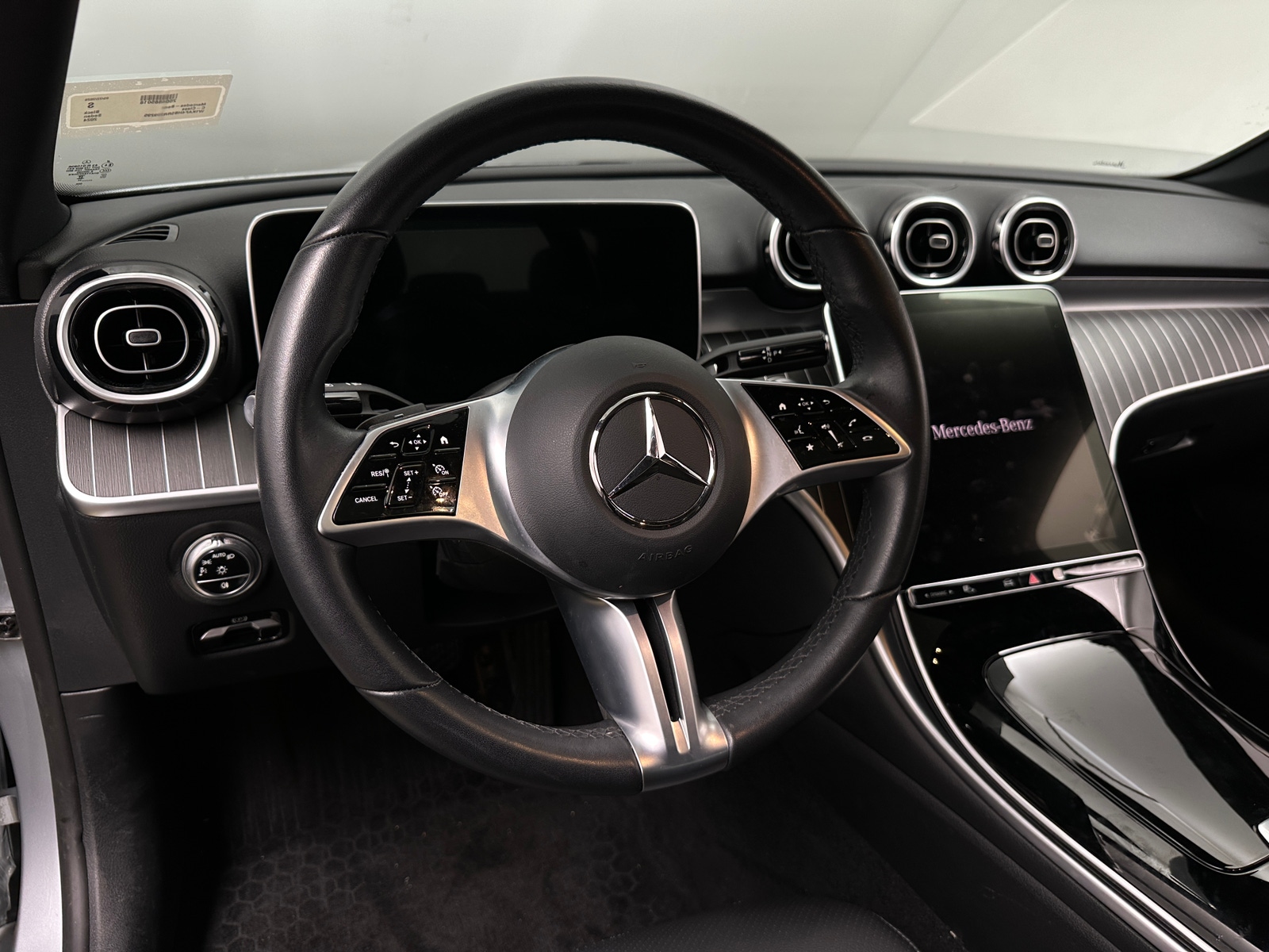 Thumbnail: 2024 Mercedes-Benz C-Class - 4