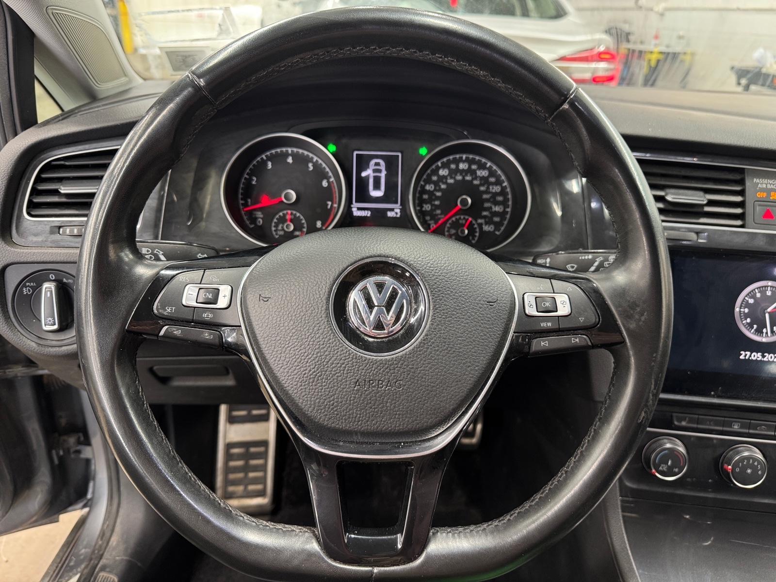Thumbnail: 2019 Volkswagen Golf - 5