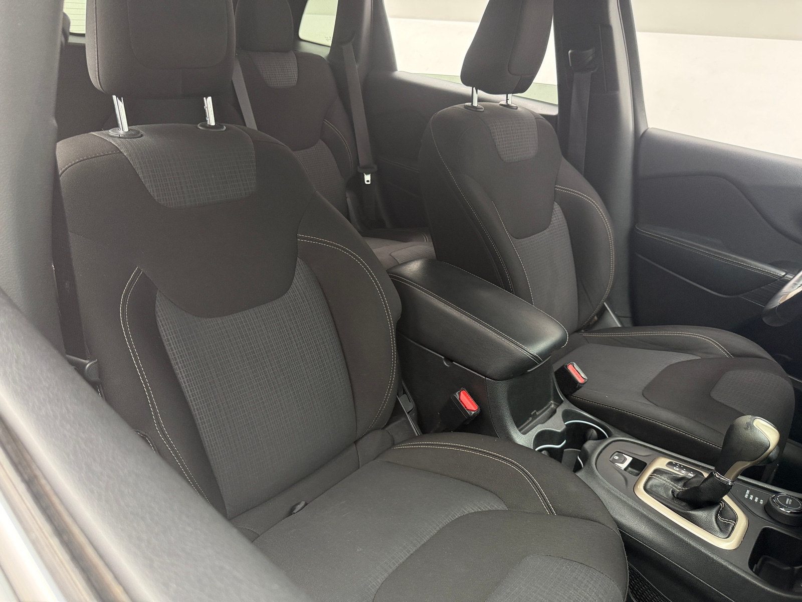 Thumbnail: 2015 Jeep Cherokee - 2
