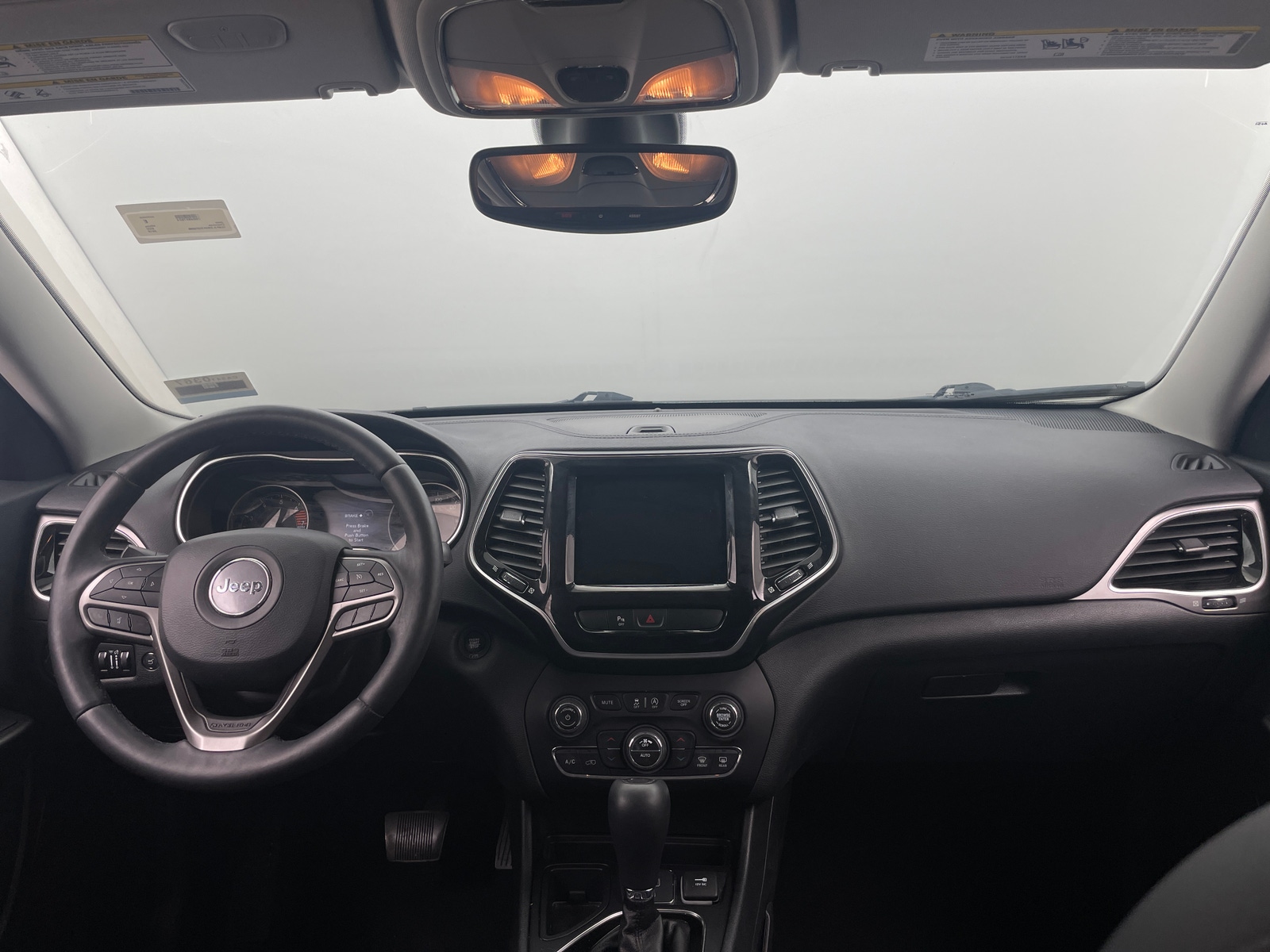 Thumbnail: 2019 Jeep Cherokee - 3