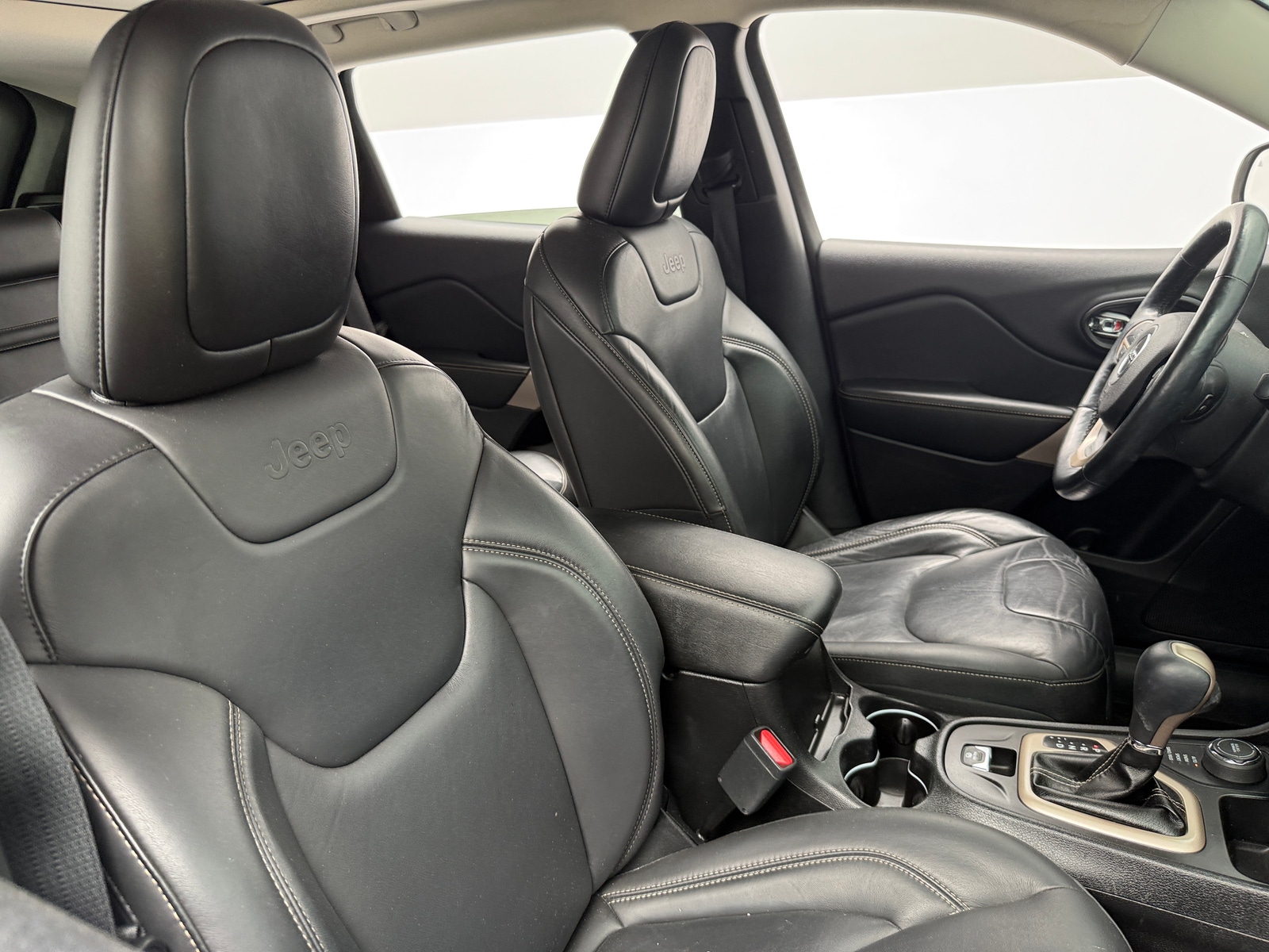 Thumbnail: 2018 Jeep Cherokee - 2