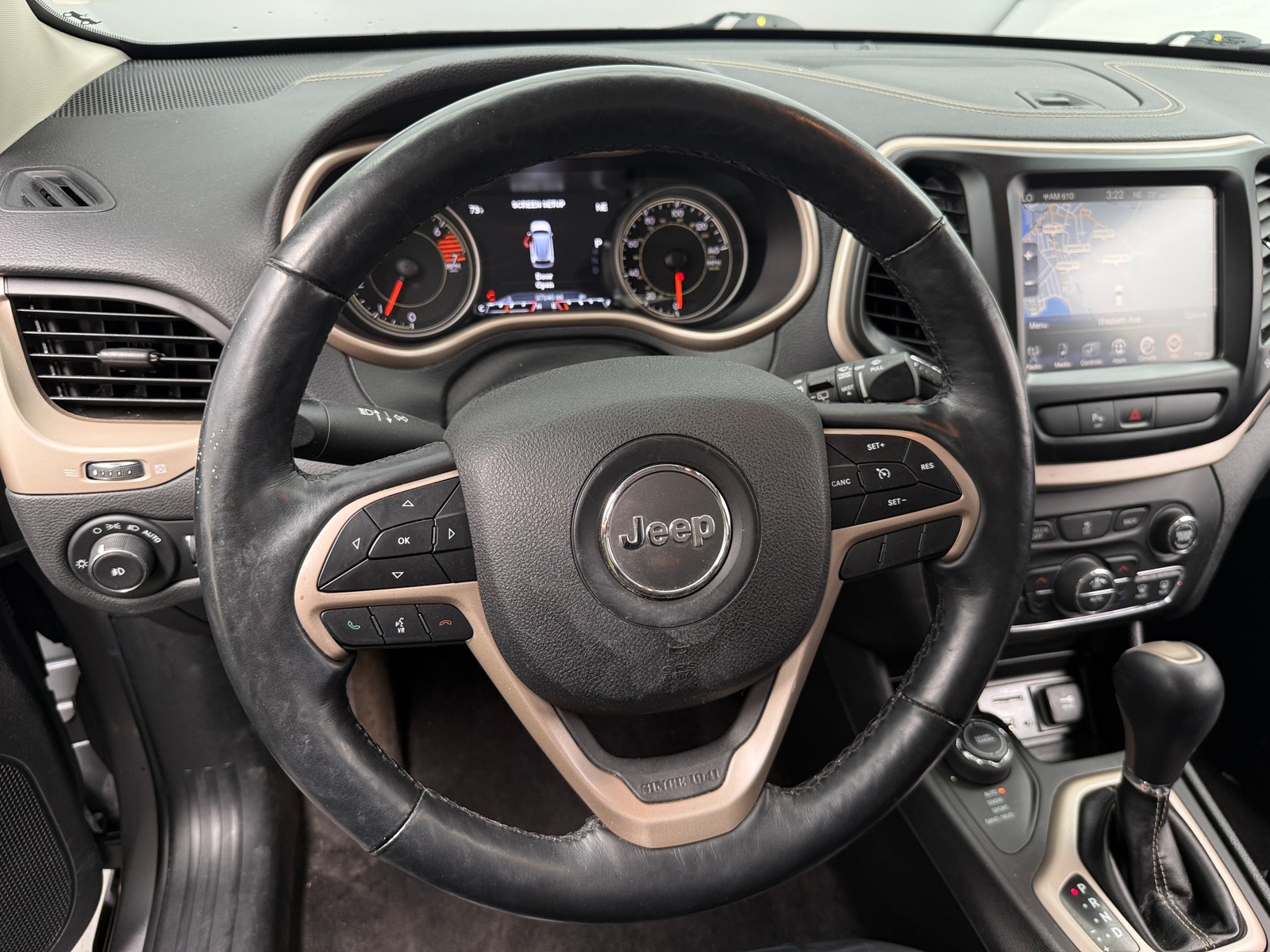 Thumbnail: 2018 Jeep Cherokee - 5