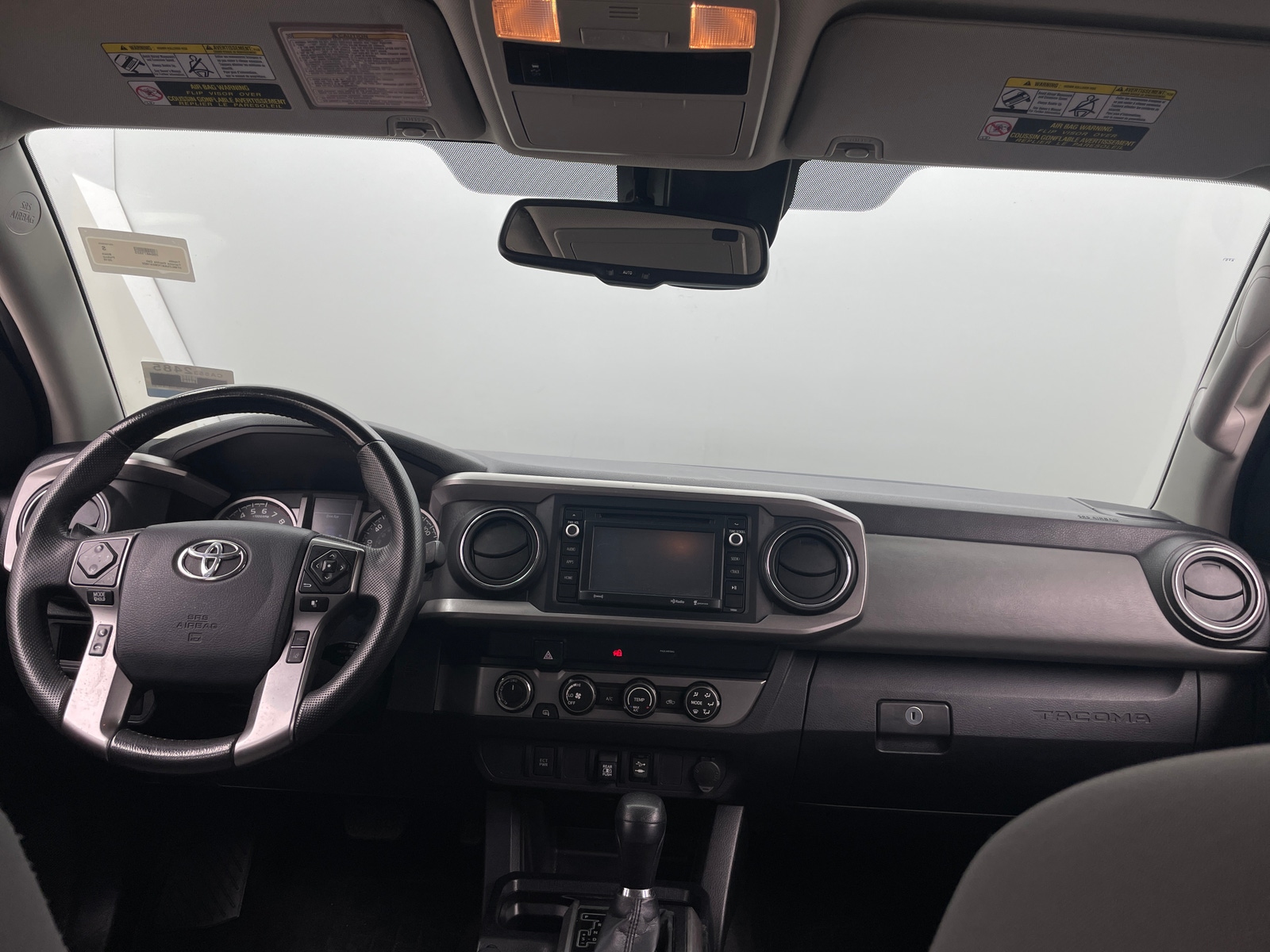 Thumbnail: 2019 Toyota Tacoma - 3