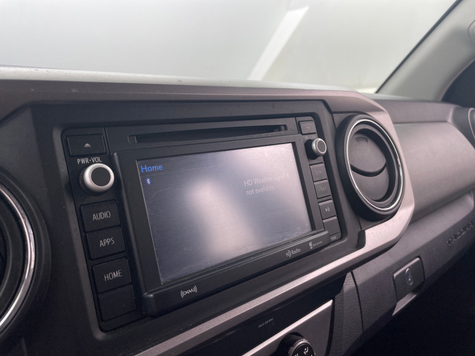 Thumbnail: 2019 Toyota Tacoma - 4
