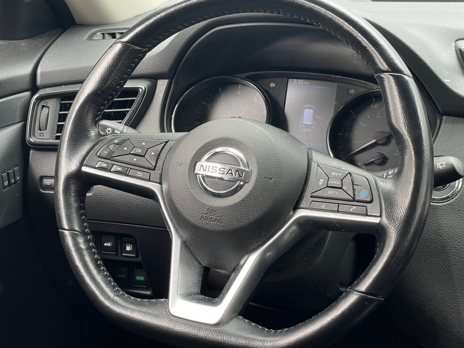 Thumbnail: 2020 Nissan Rogue - 5
