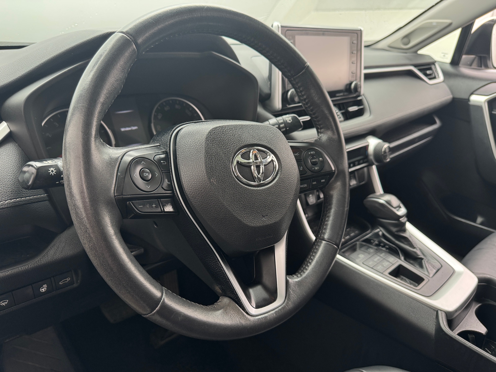 Thumbnail: 2019 Toyota RAV4 - 4