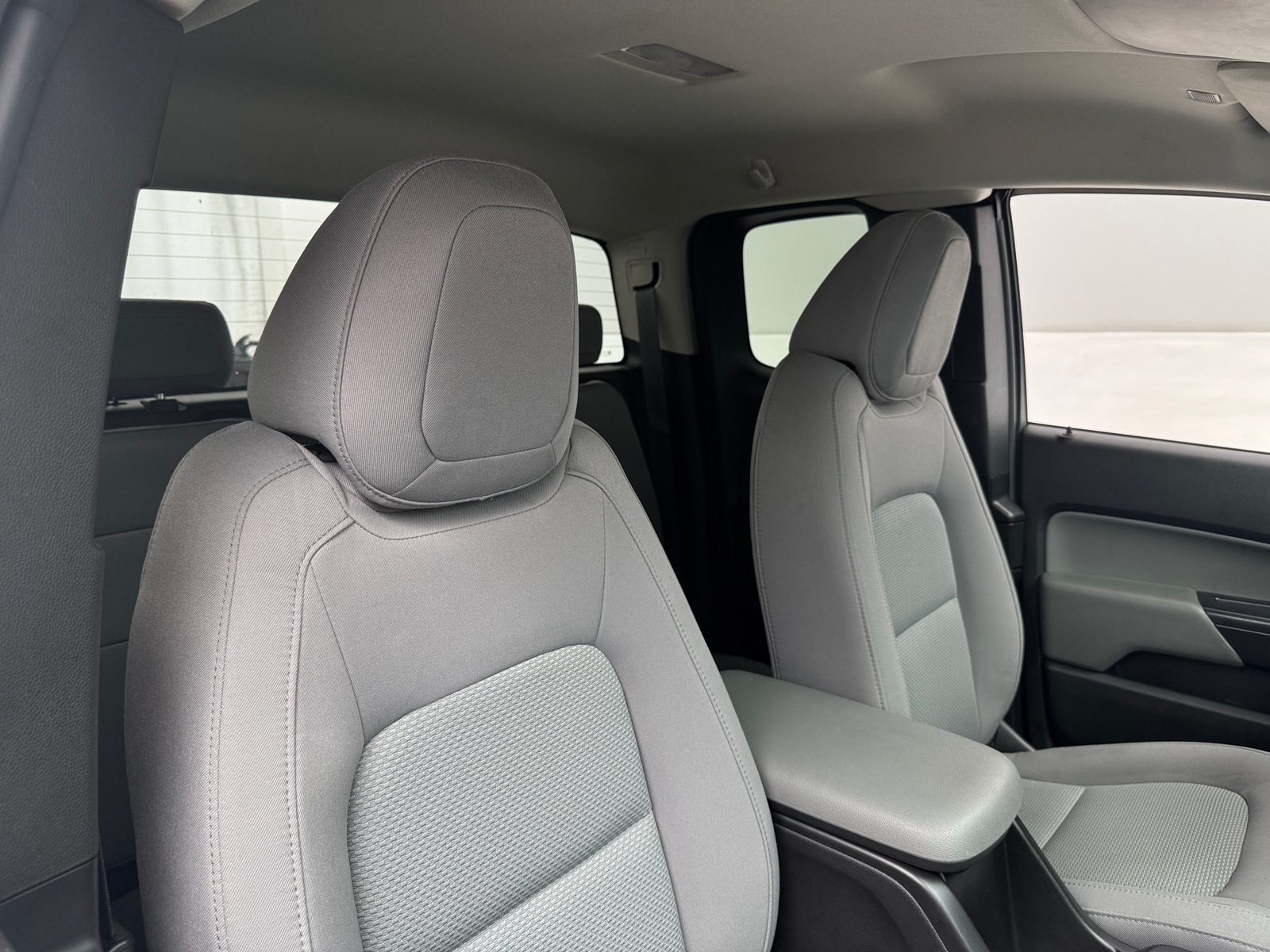 Thumbnail: 2018 GMC Canyon - 2