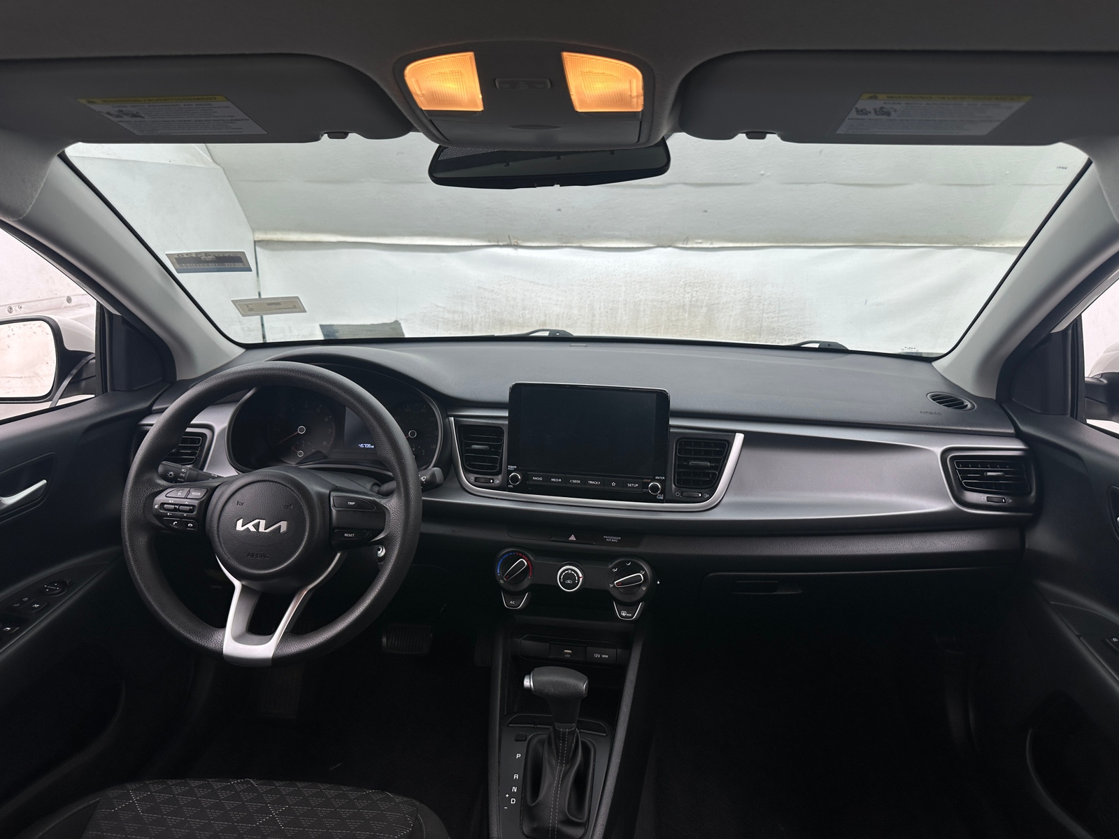 Thumbnail: 2023 Kia Rio - 3