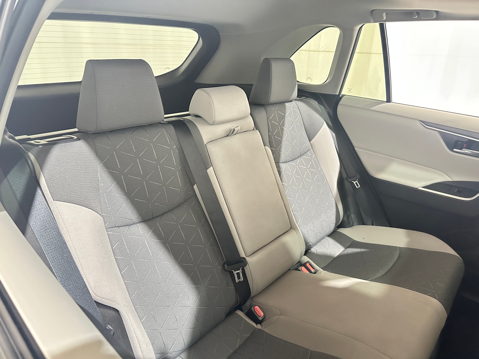 Thumbnail: 2022 Toyota RAV4 - 6