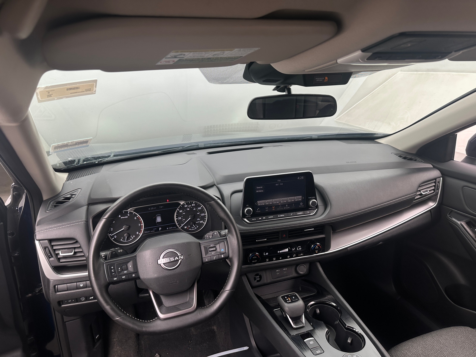 Thumbnail: 2025 Nissan Rogue - 3