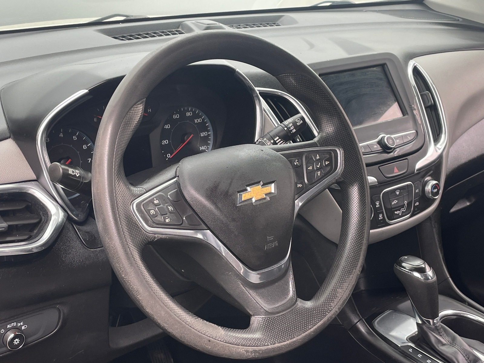 Thumbnail: 2019 Chevrolet Equinox - 5