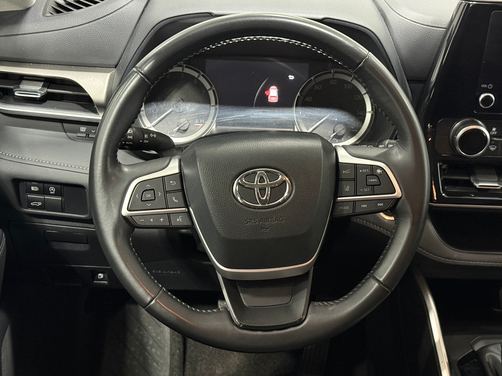 Thumbnail: 2025 Toyota Highlander - 5