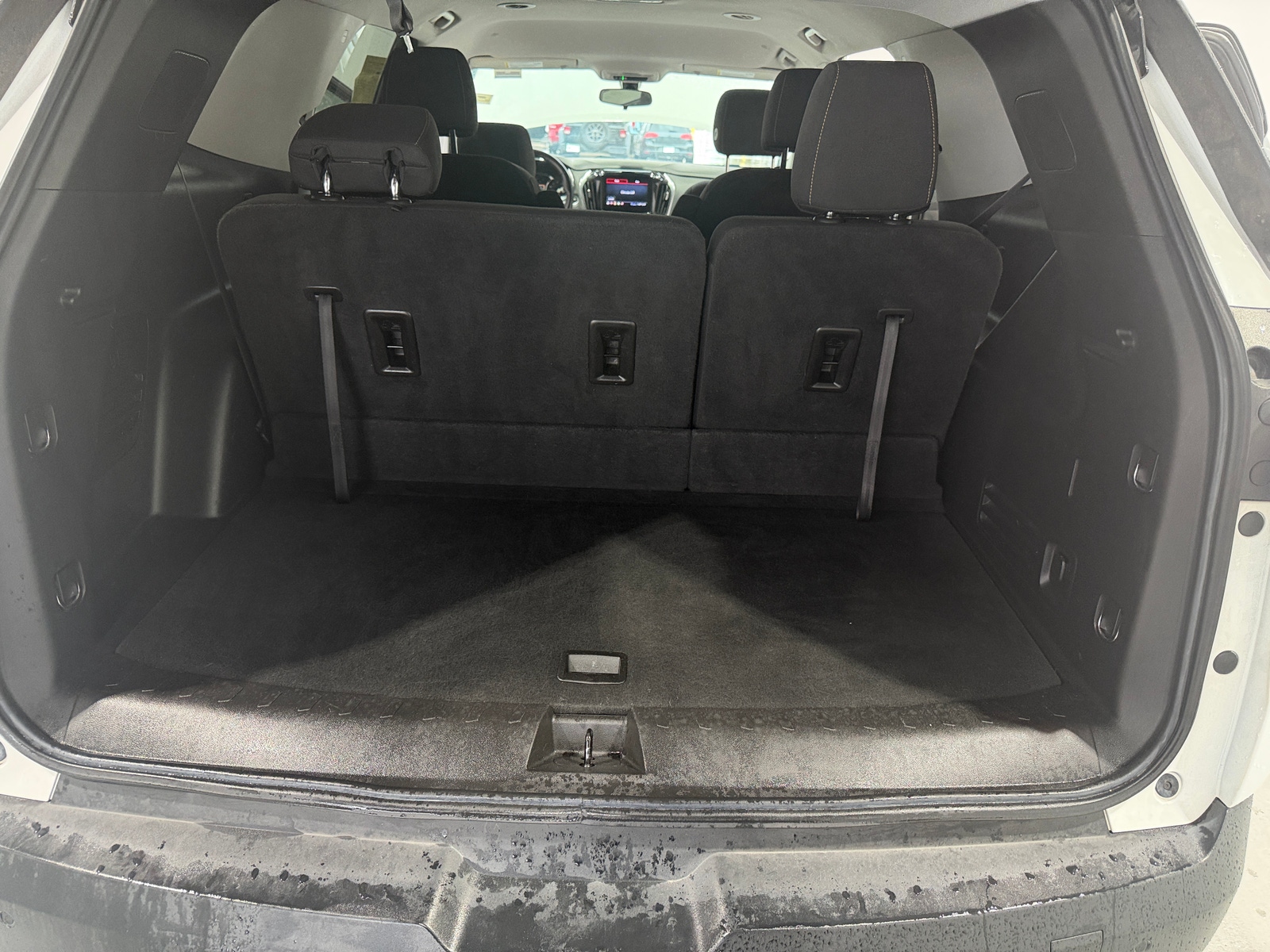 Thumbnail: 2021 Chevrolet Traverse - 7