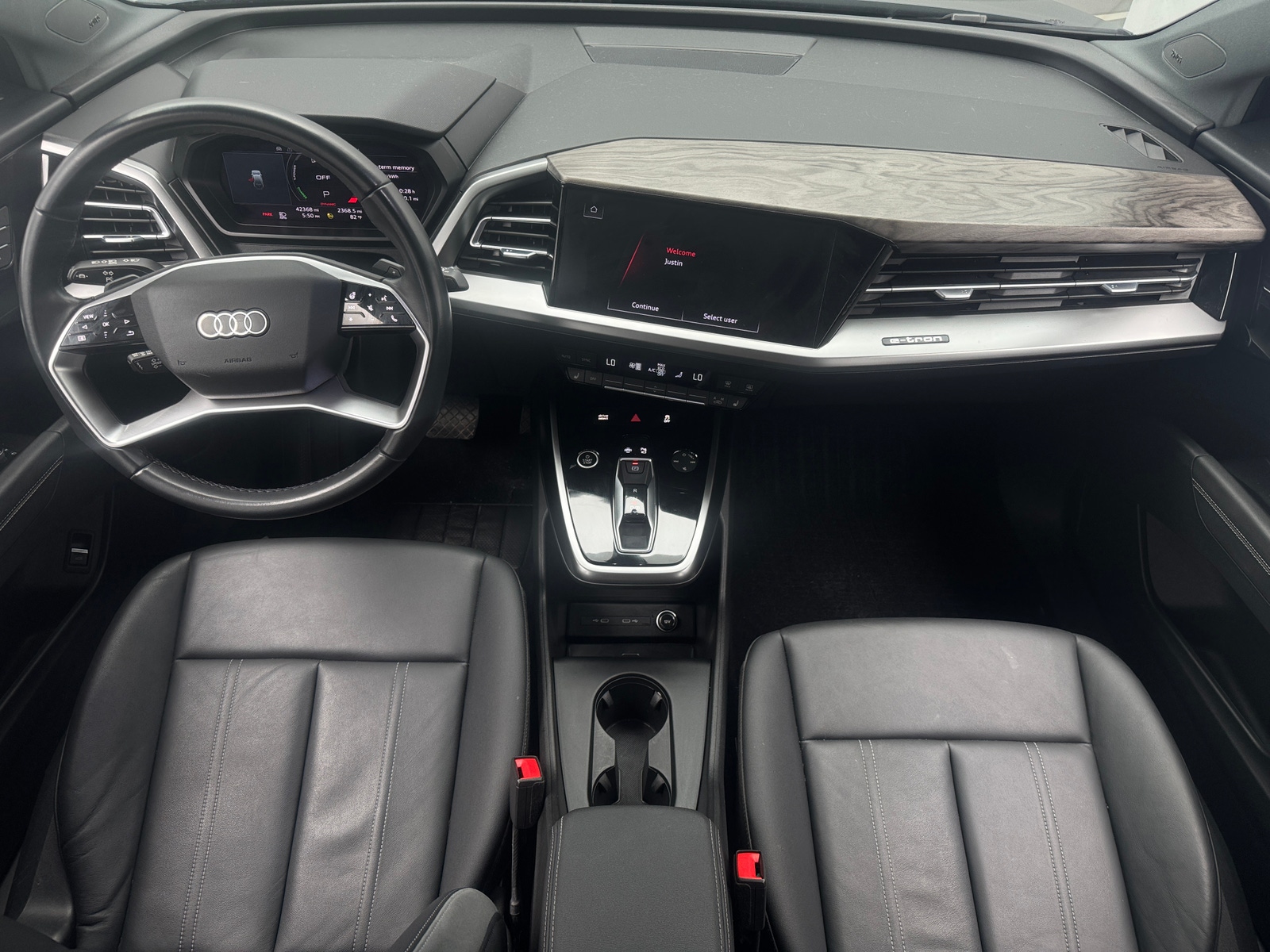 Thumbnail: 2023 Audi Q4 e-tron - 2