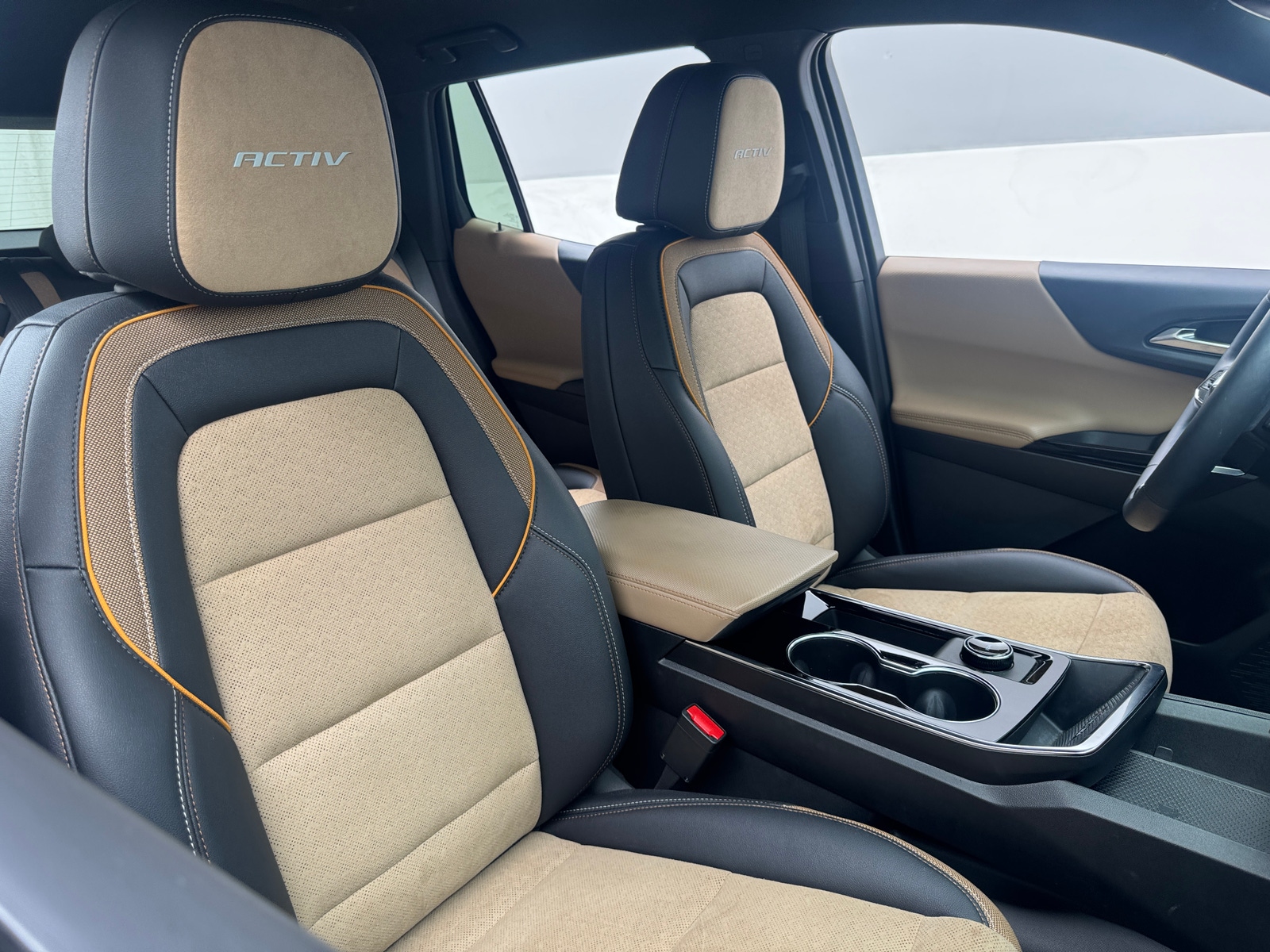 Thumbnail: 2026 Chevrolet Equinox - 2
