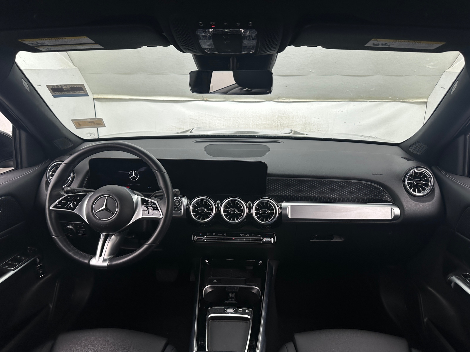 Thumbnail: 2025 Mercedes-Benz GLB - 2