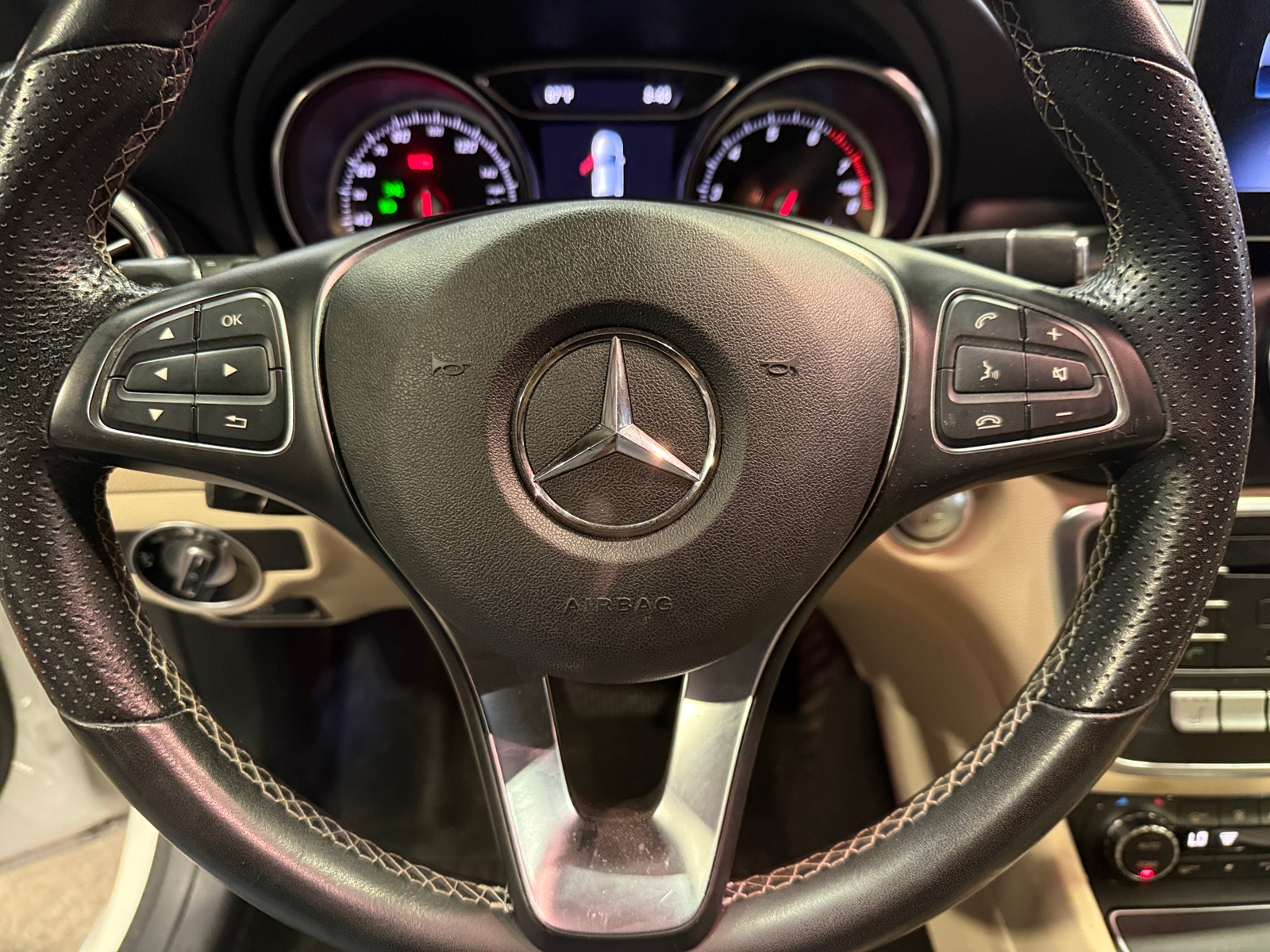 Thumbnail: 2019 Mercedes-Benz CLA - 4
