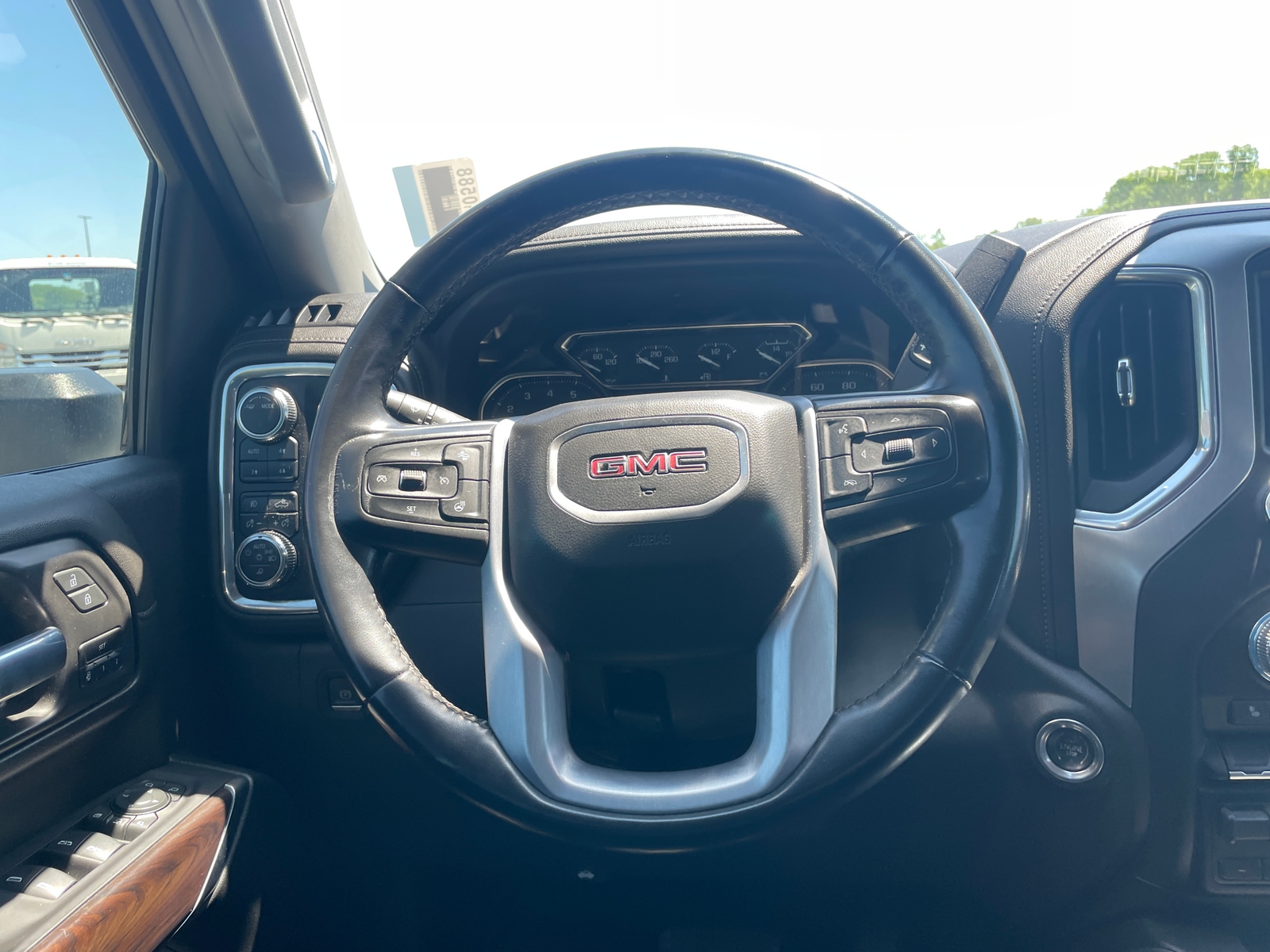 Thumbnail: 2023 GMC Sierra 2500 - 4